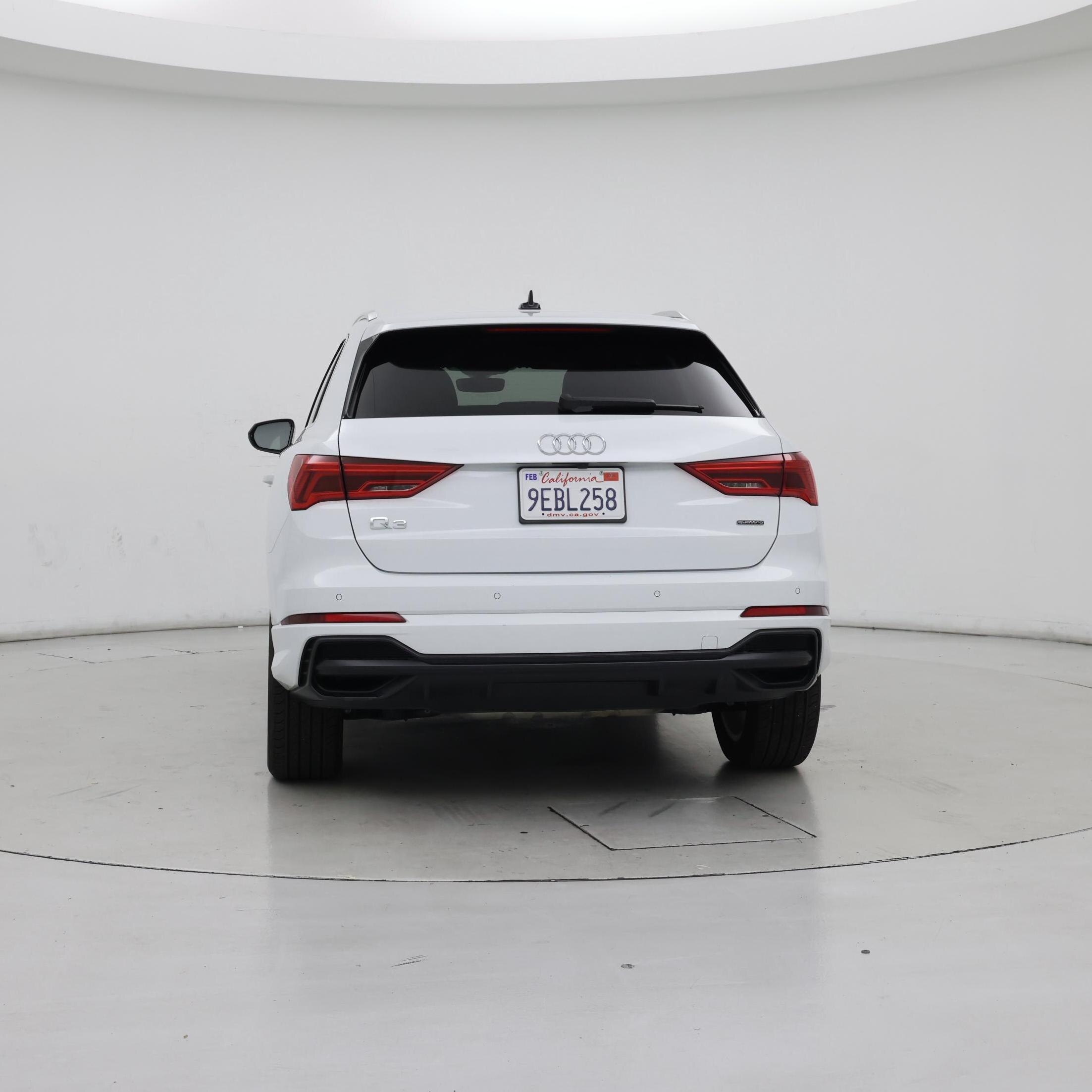 Thumbnail: 2022 Audi Q3 - 6