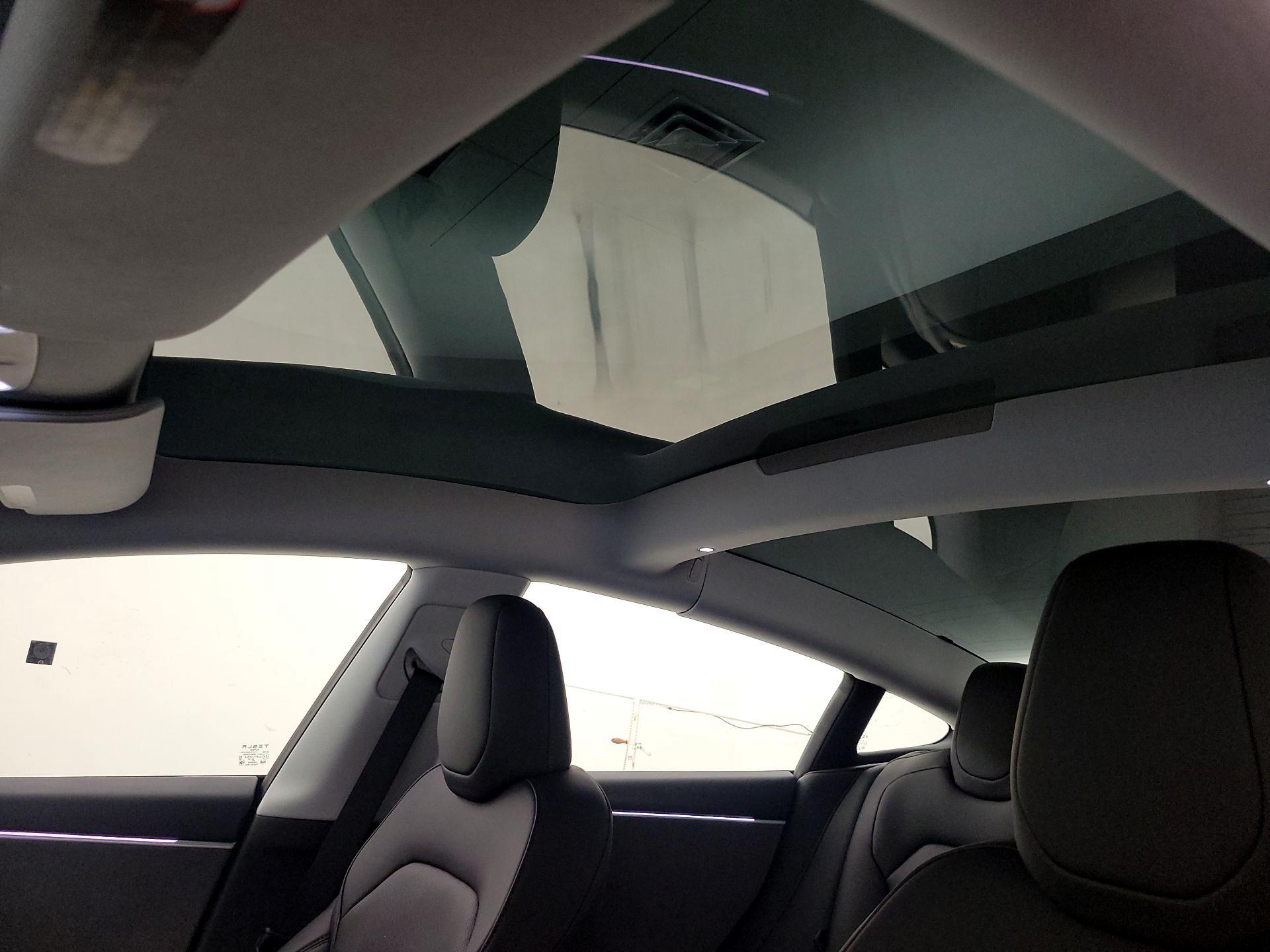 Thumbnail: 2025 Tesla Model 3 - 19