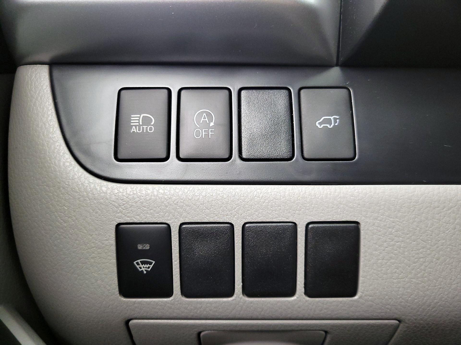 Thumbnail: 2019 Toyota Highlander - 13