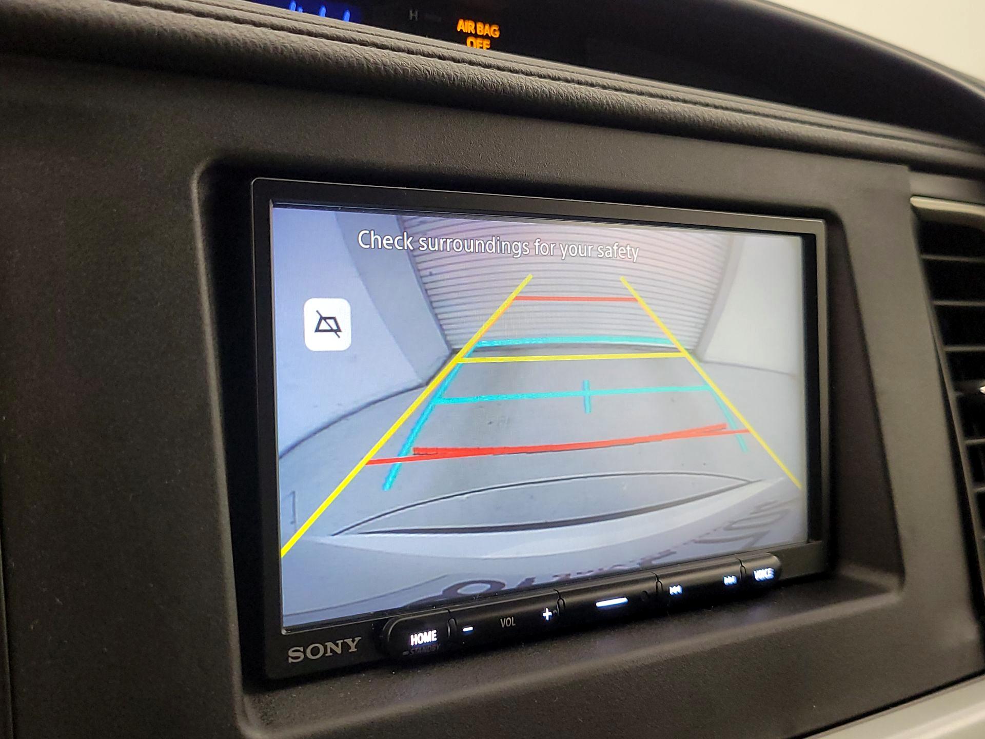 Thumbnail: 2019 Toyota Highlander - 14