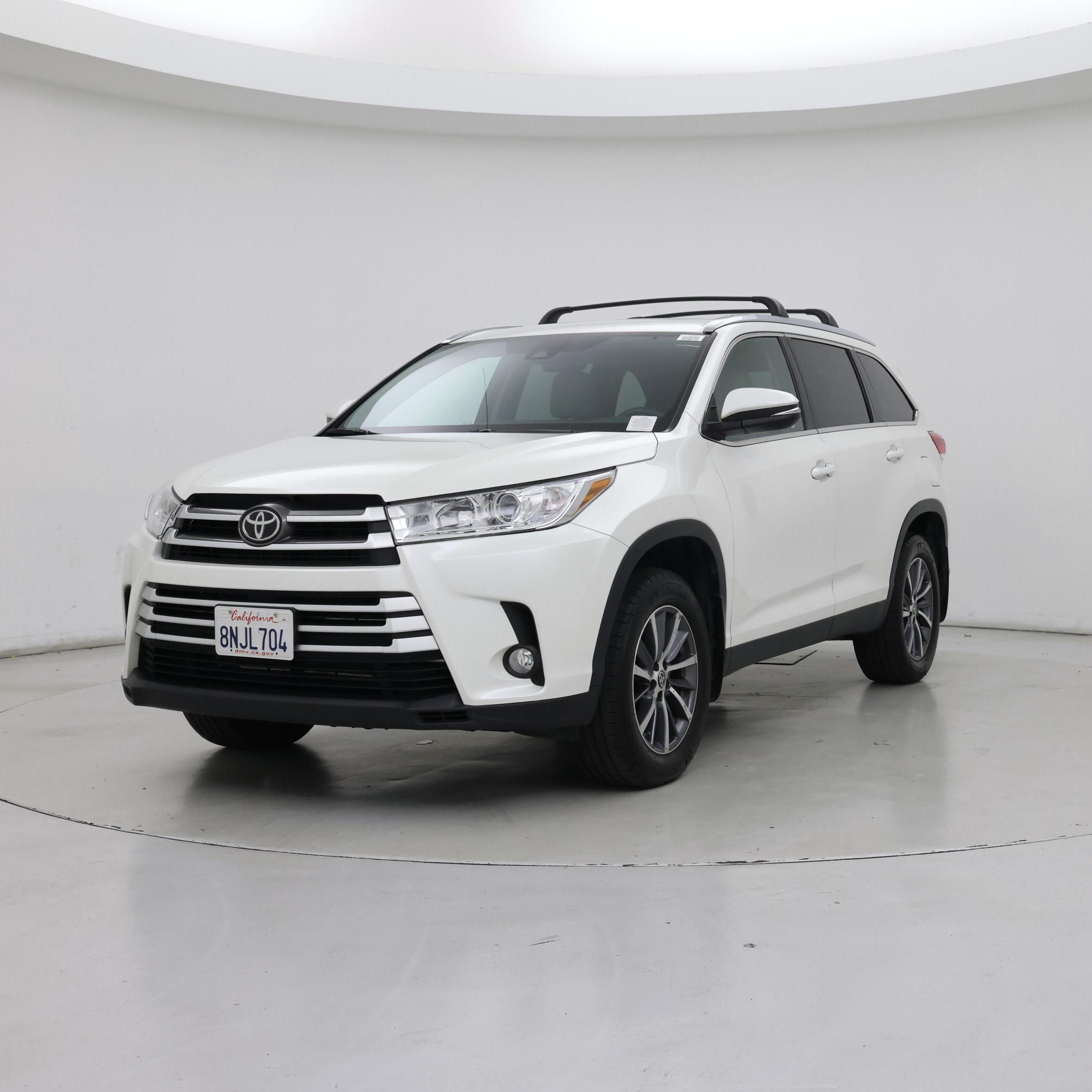 Thumbnail: 2019 Toyota Highlander - 4