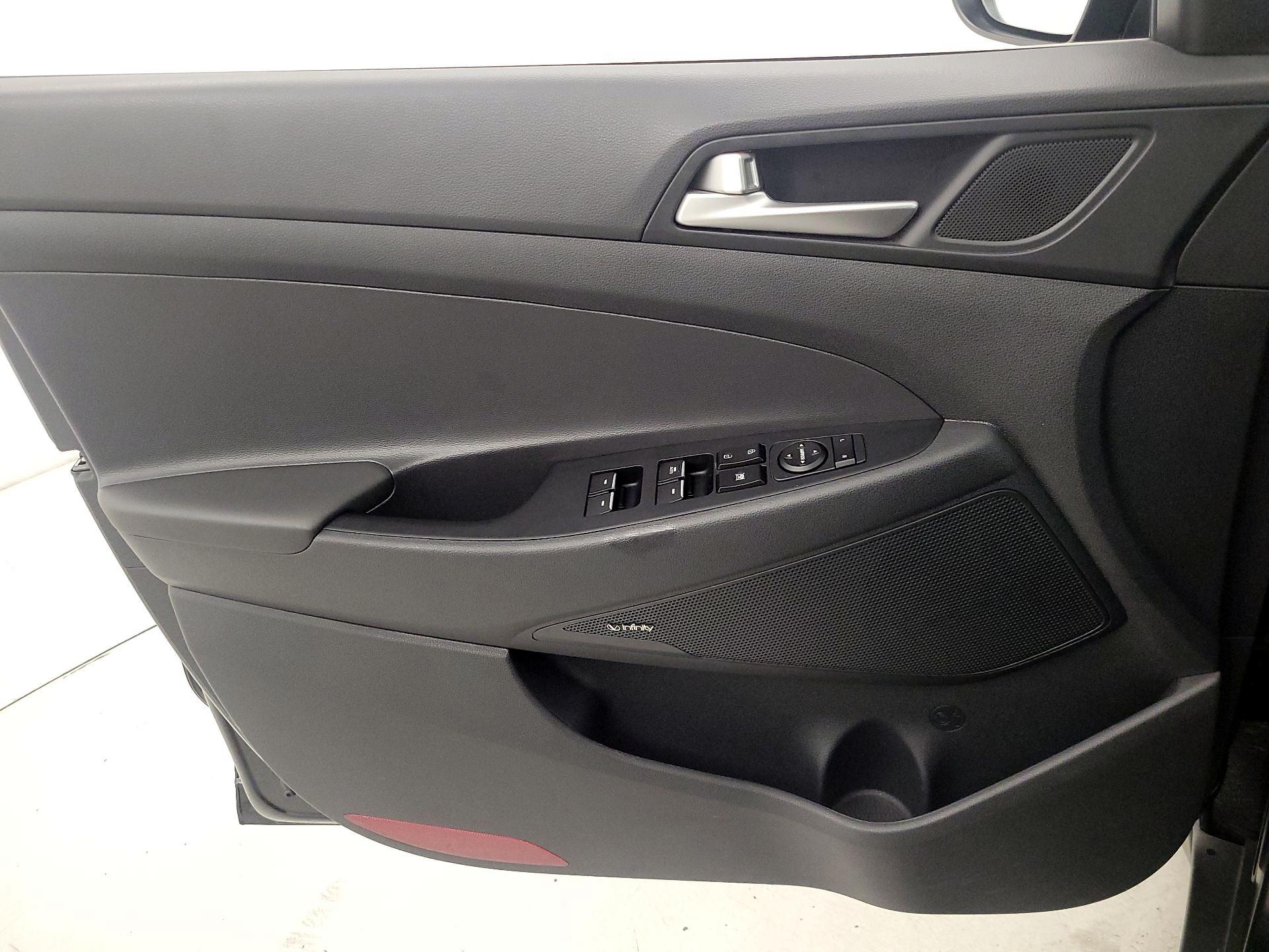 Thumbnail: 2021 Hyundai Tucson - 12