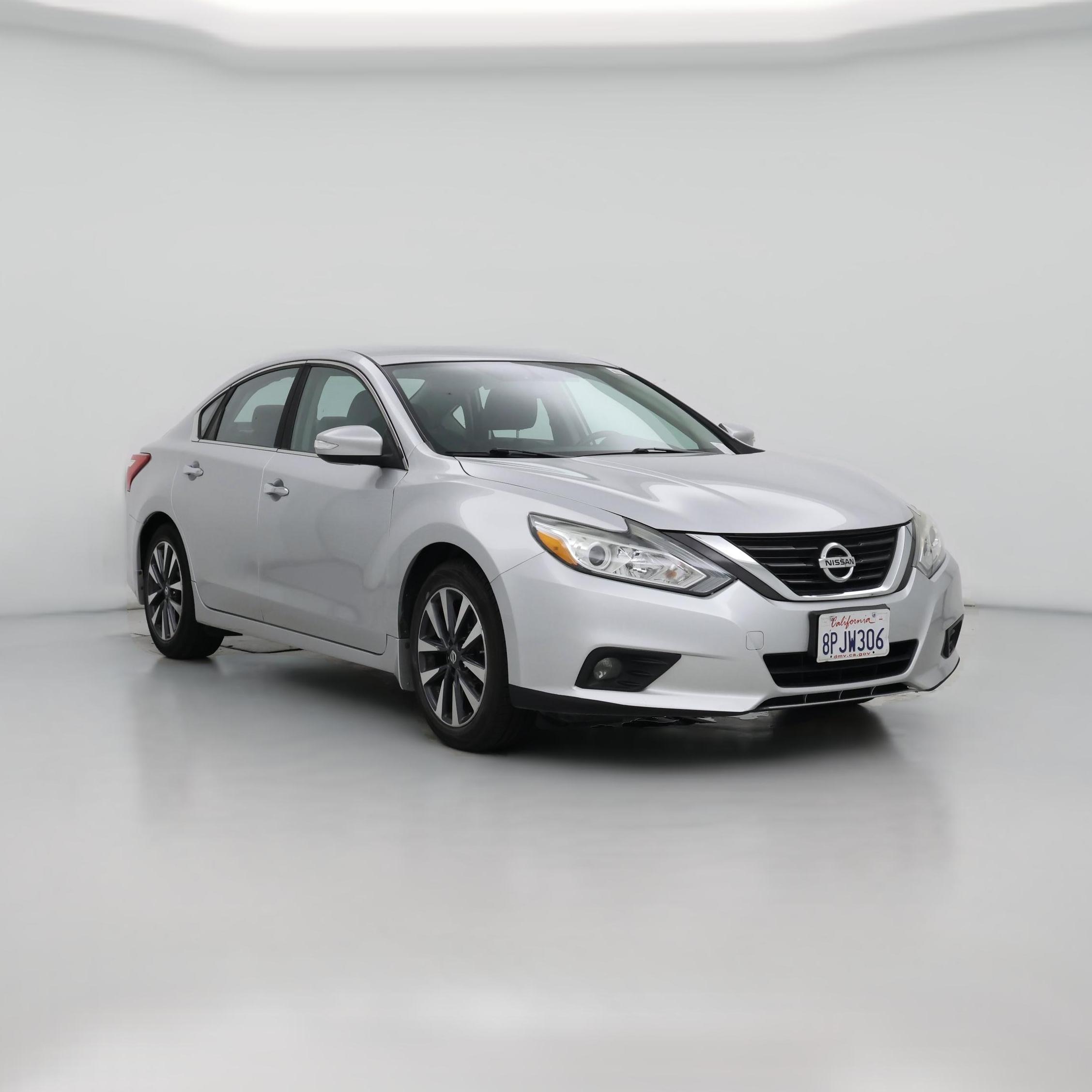 Thumbnail: 2016 Nissan Altima - 1