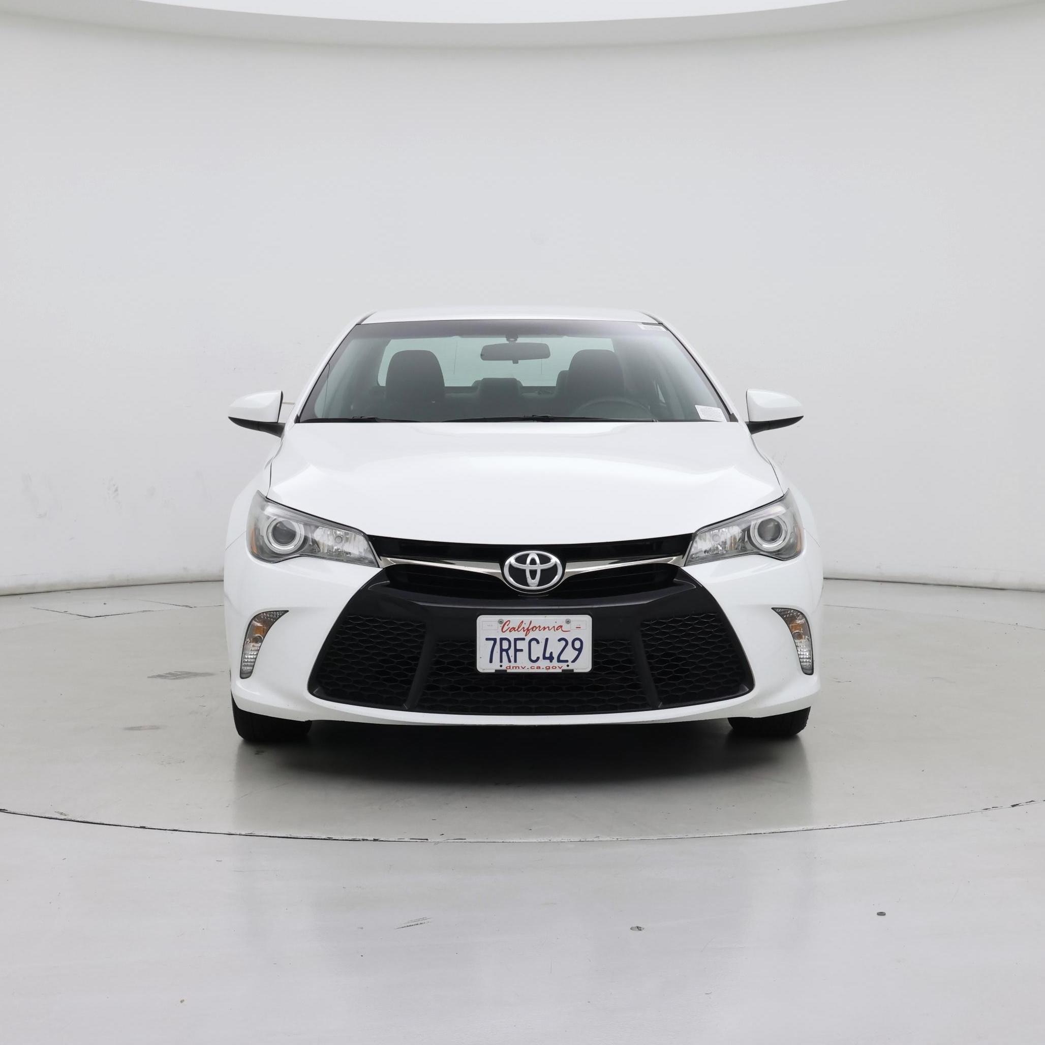 Thumbnail: 2016 Toyota Camry - 5