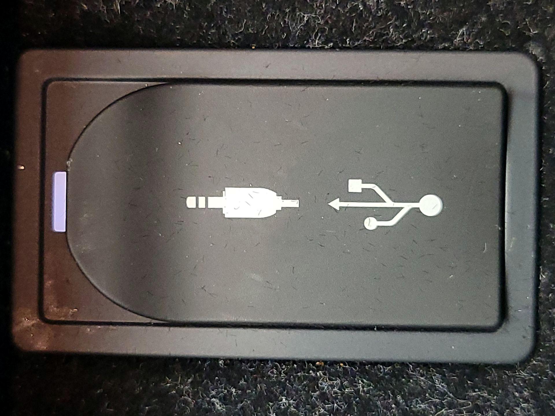 Thumbnail: 2014 Lexus IS - 19