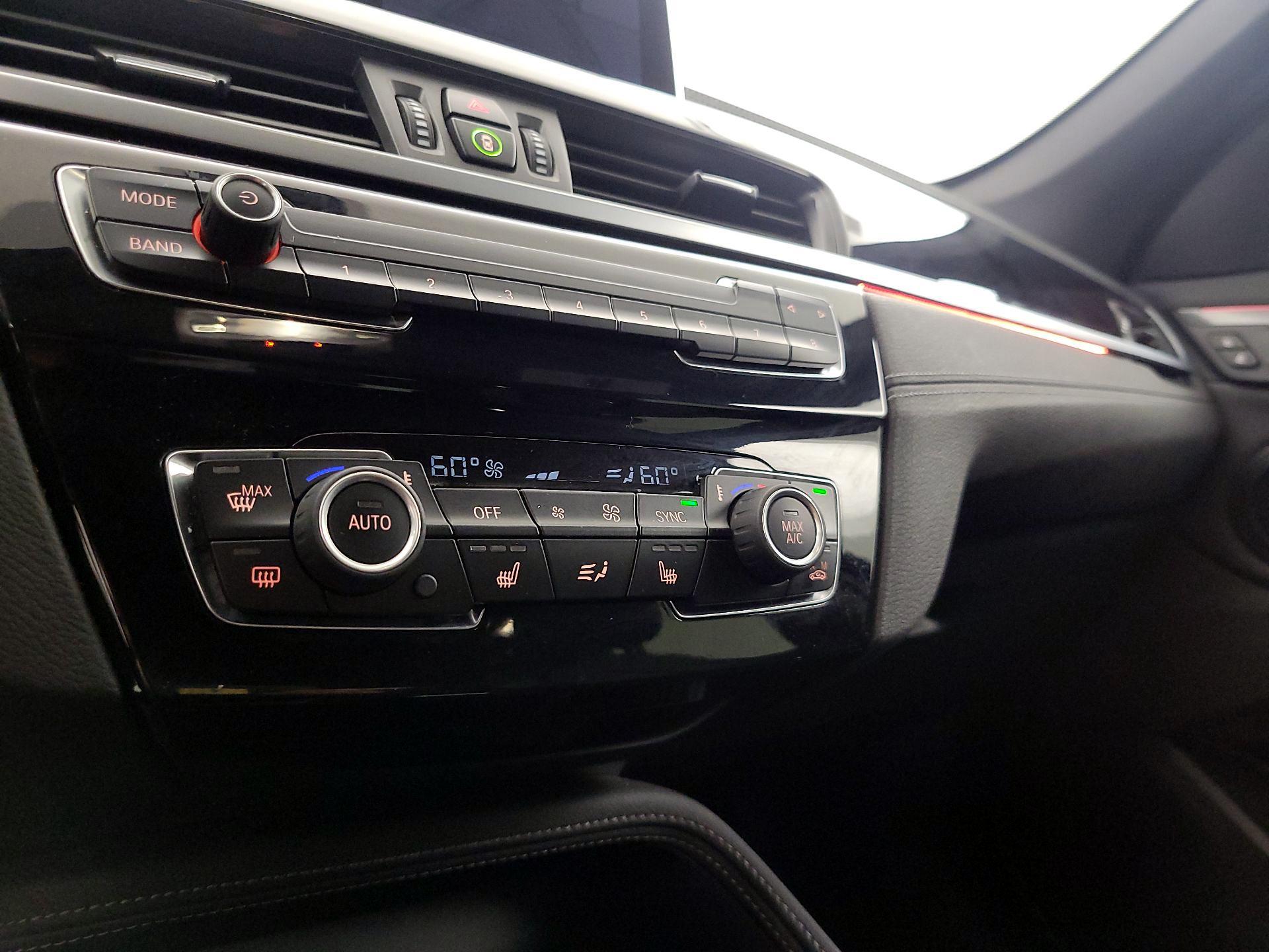 Thumbnail: 2021 BMW X1 - 17