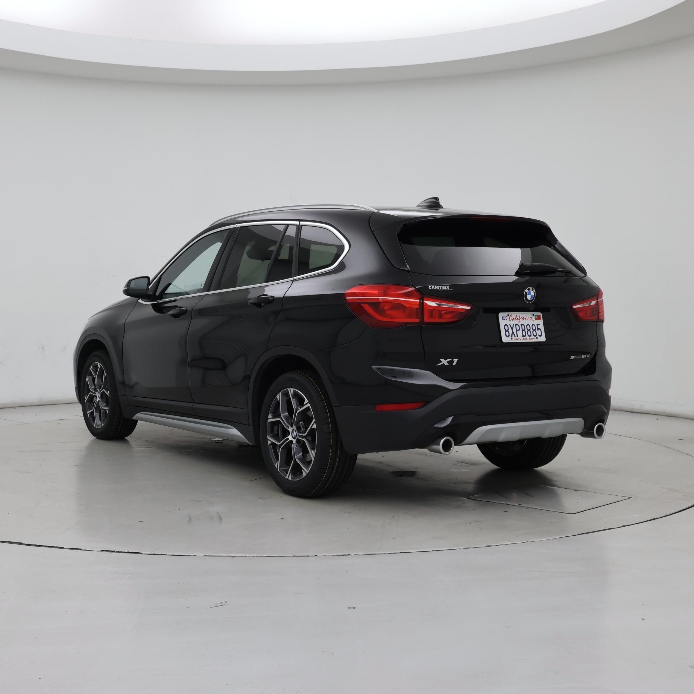 Thumbnail: 2021 BMW X1 - 2
