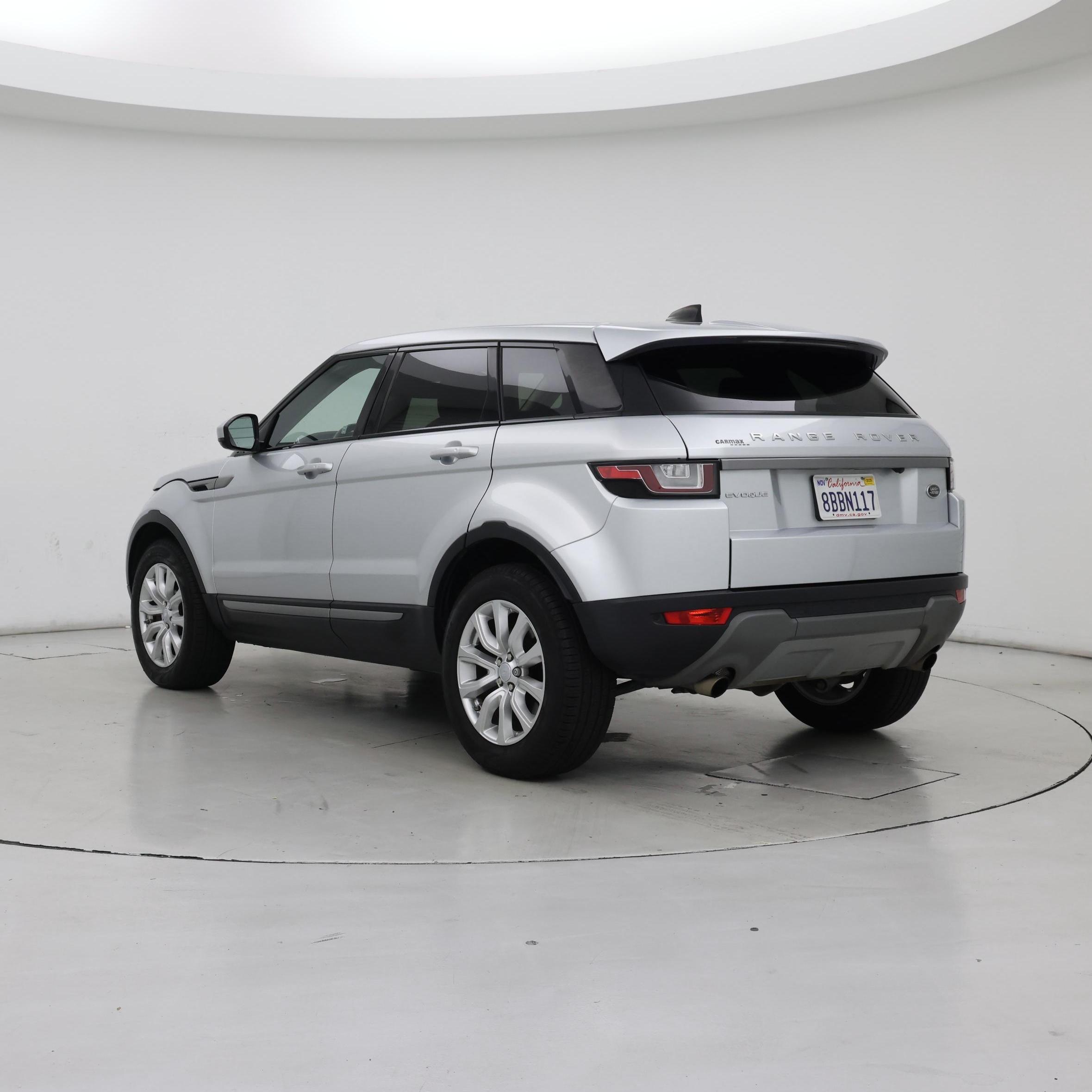 Thumbnail: 2017 Land Rover Range Rover Evoque - 2