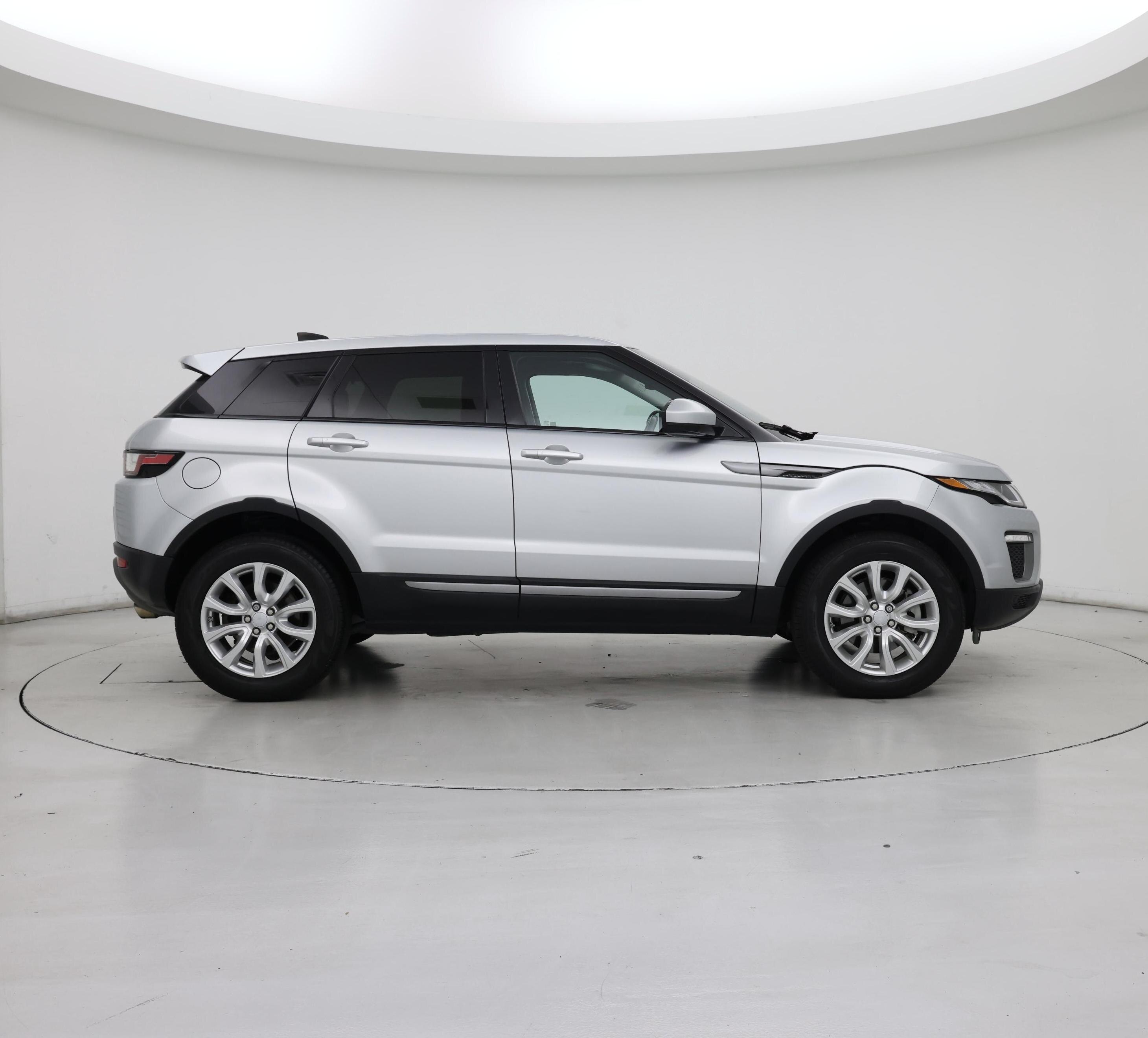 Thumbnail: 2017 Land Rover Range Rover Evoque - 7