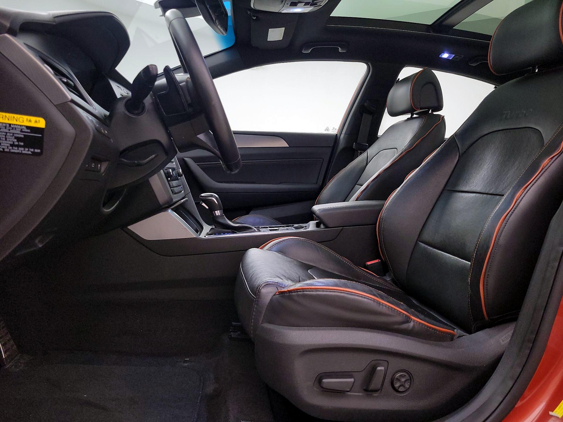 Thumbnail: 2015 Hyundai Sonata - 11