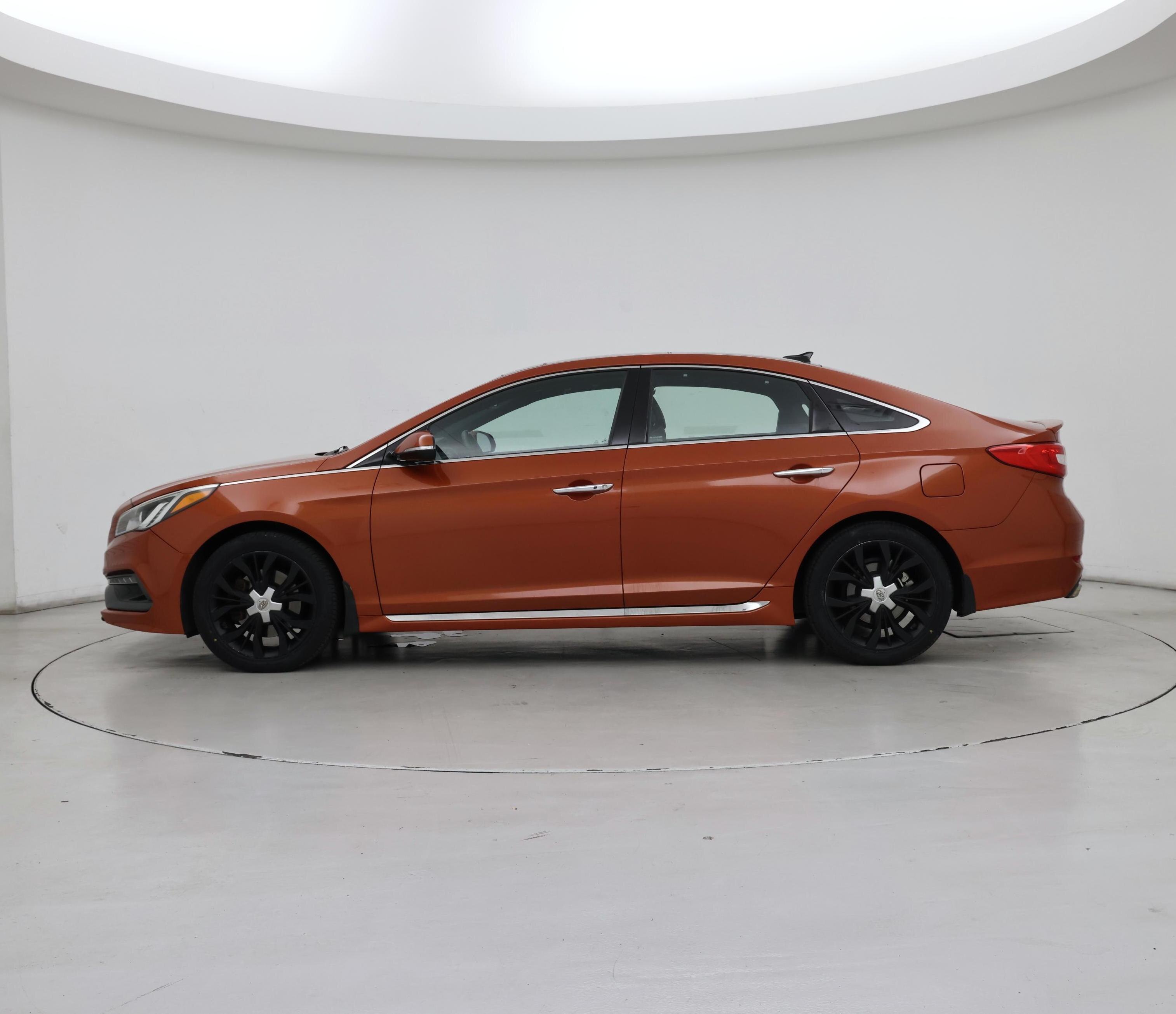 Thumbnail: 2015 Hyundai Sonata - 3