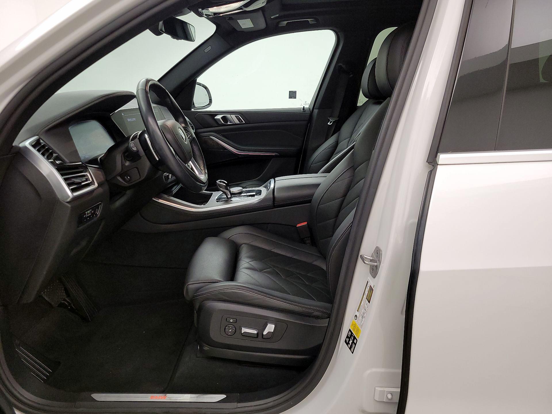 Thumbnail: 2023 BMW X5 - 11