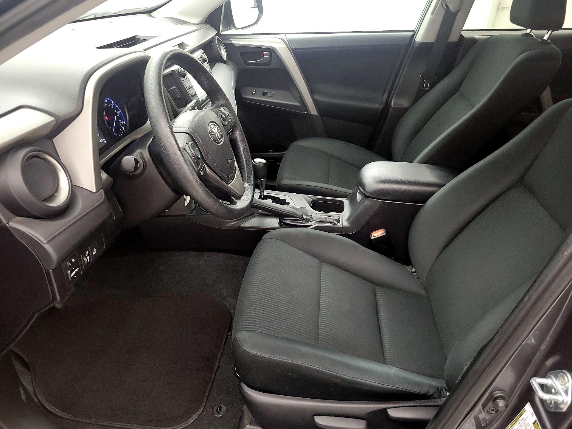 Thumbnail: 2017 Toyota RAV4 - 11