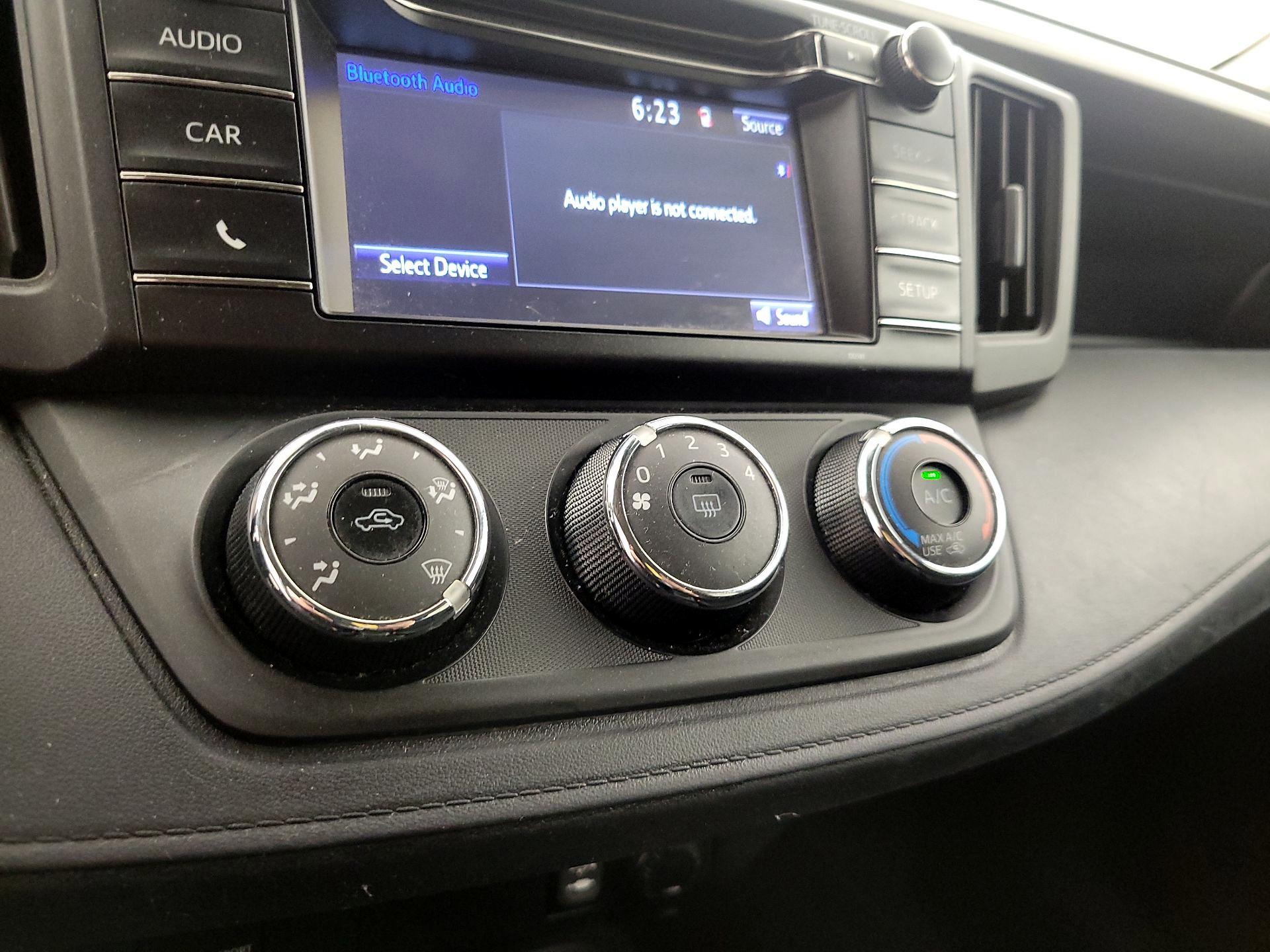 Thumbnail: 2017 Toyota RAV4 - 16