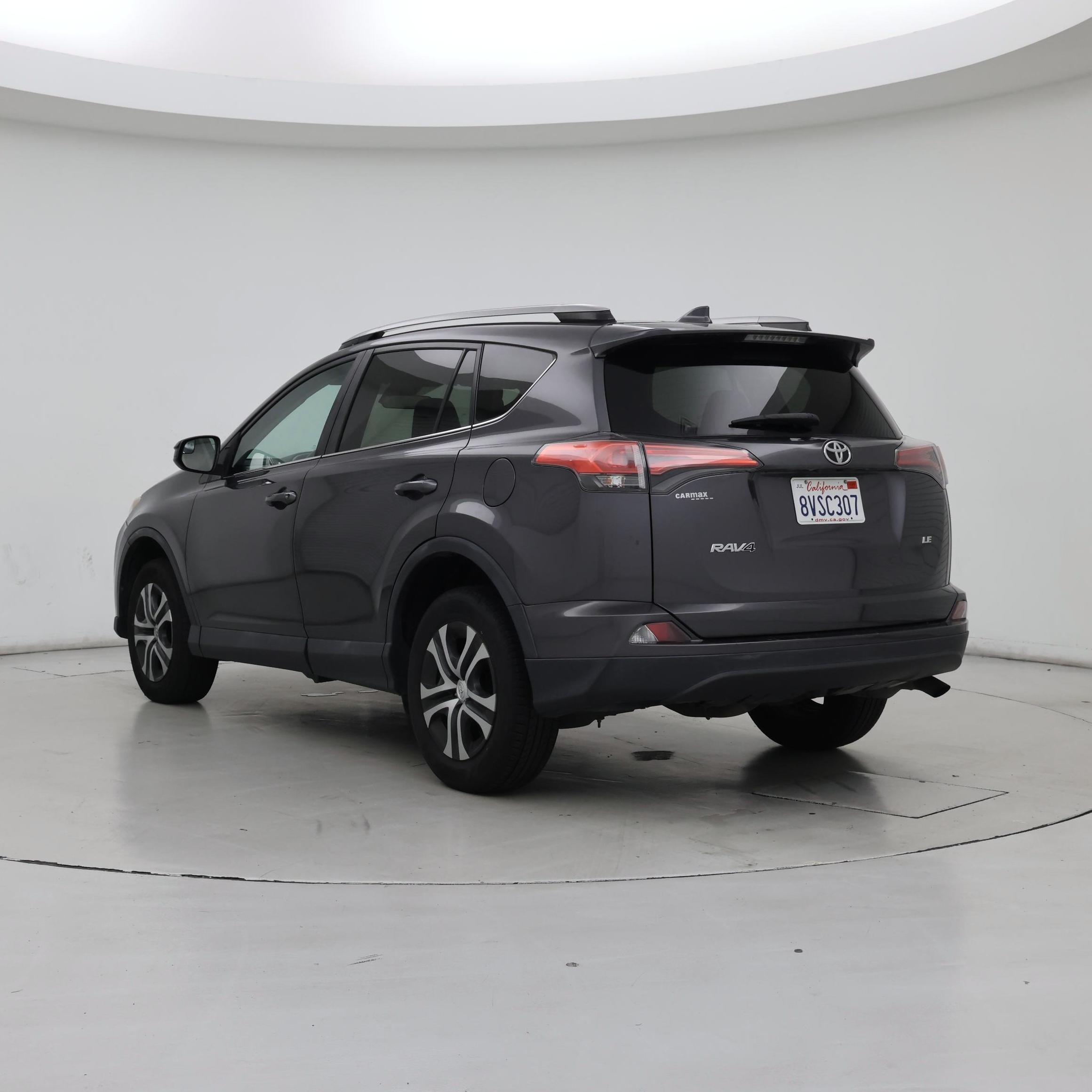 Thumbnail: 2017 Toyota RAV4 - 2