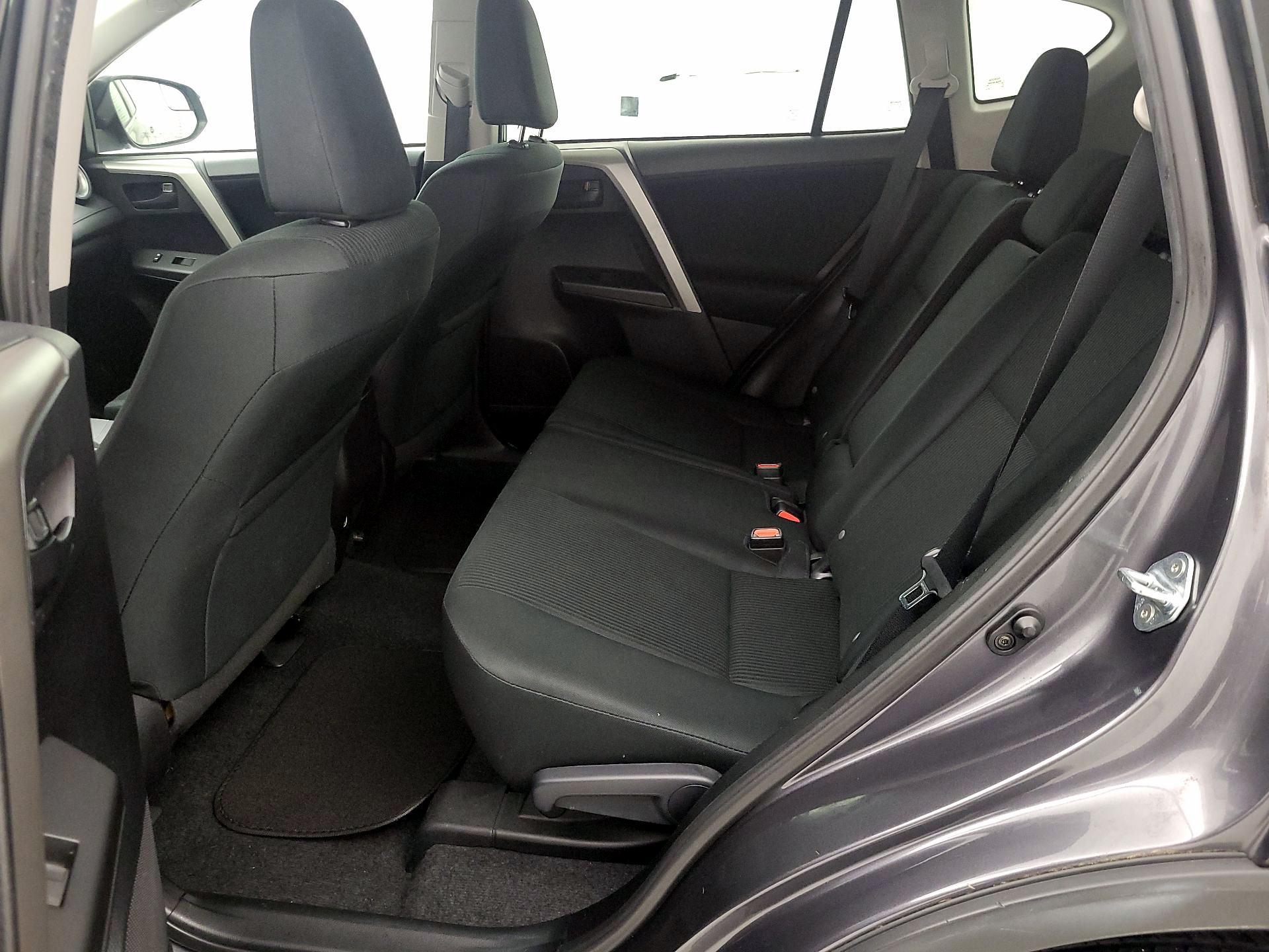 Thumbnail: 2017 Toyota RAV4 - 19