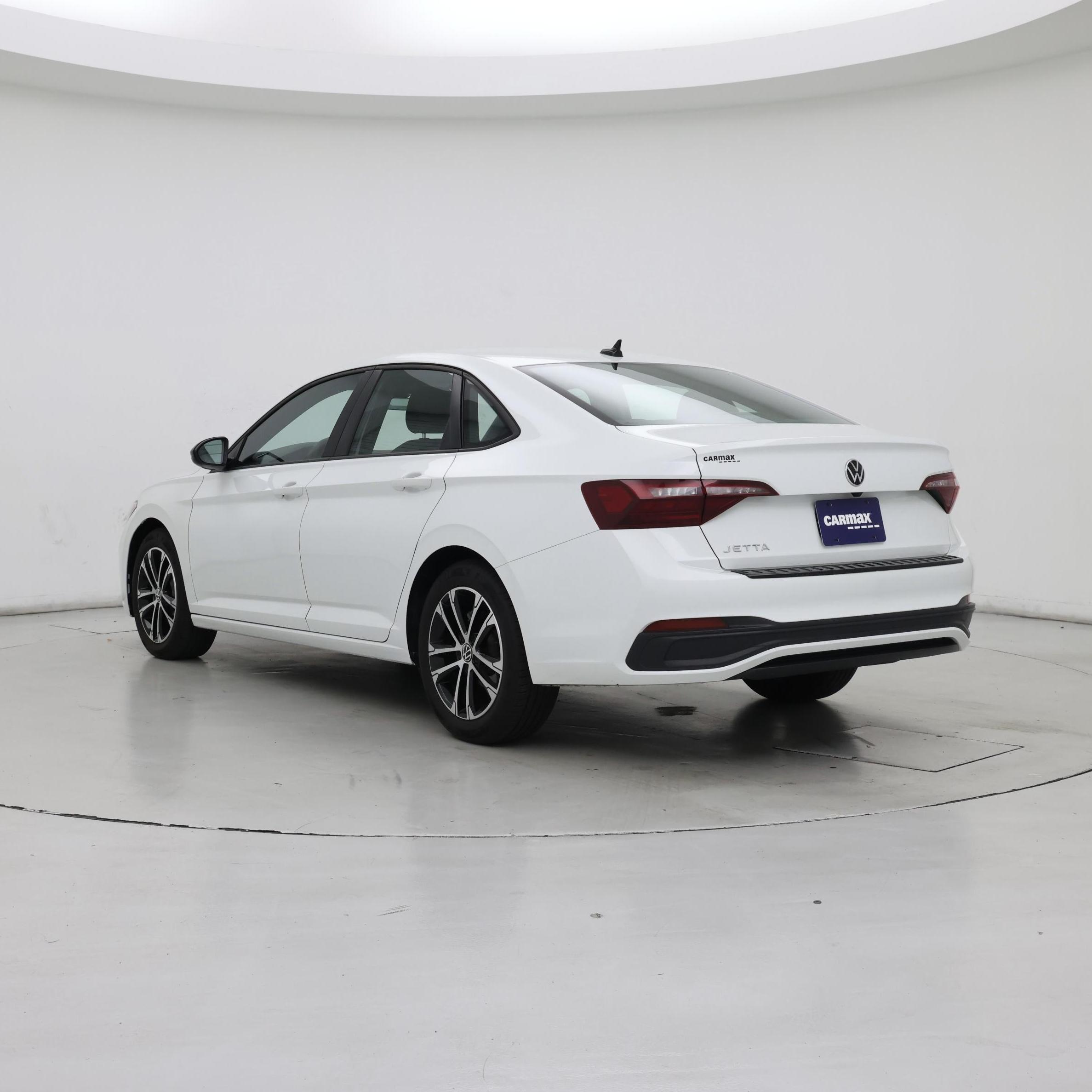 Thumbnail: 2024 Volkswagen Jetta - 2