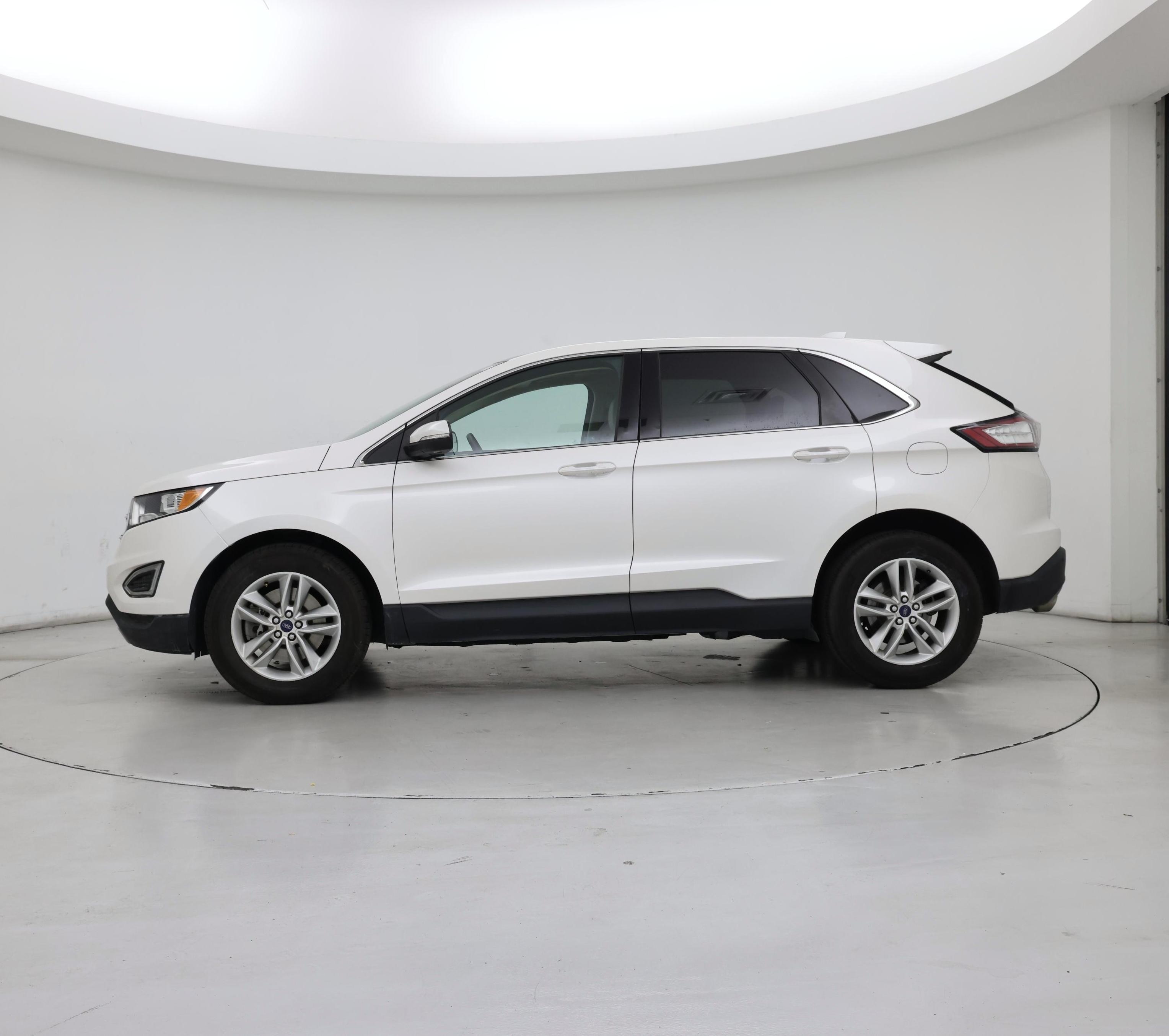Thumbnail: 2016 Ford Edge - 3