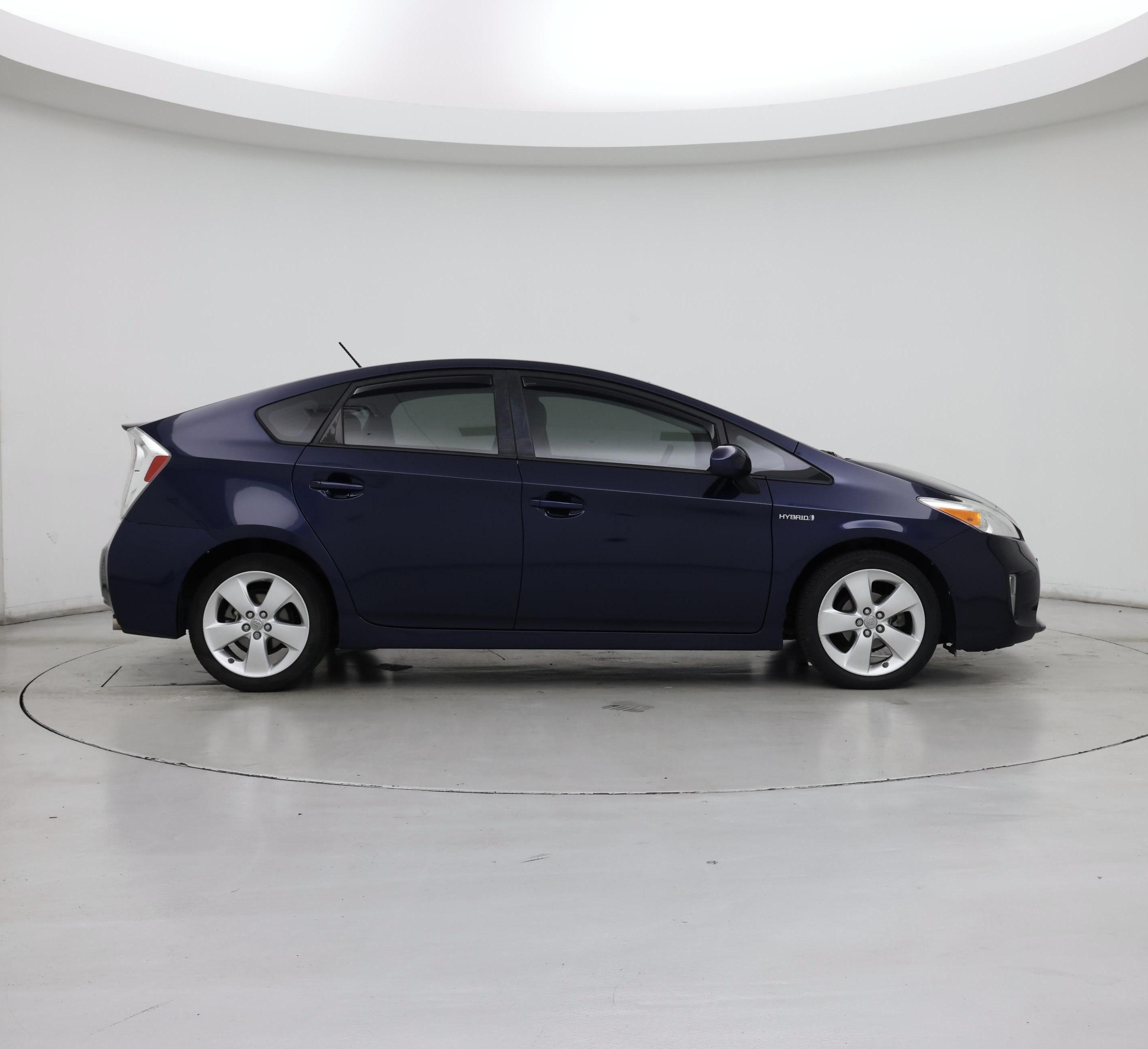Thumbnail: 2015 Toyota Prius - 7