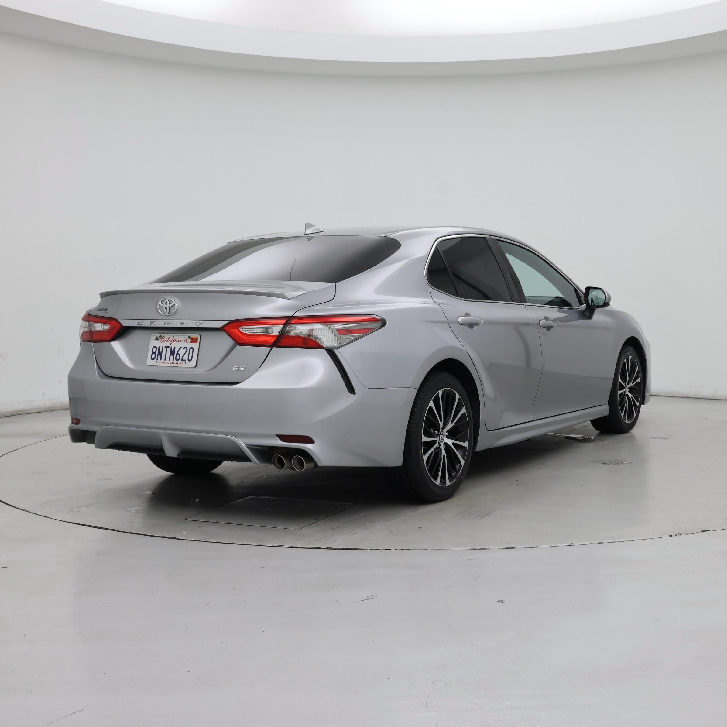 Thumbnail: 2019 Toyota Camry - 8