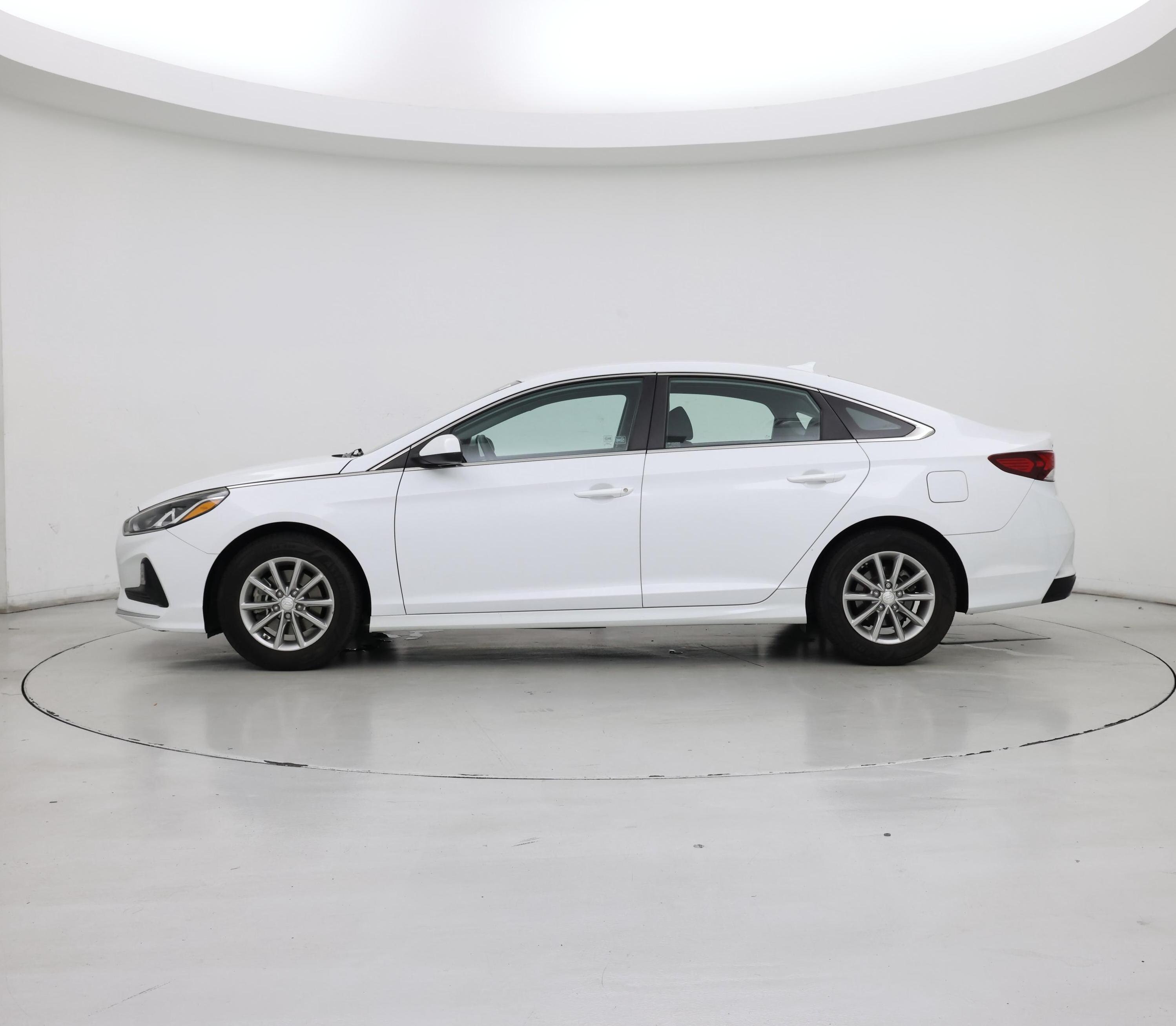 Thumbnail: 2018 Hyundai Sonata - 3