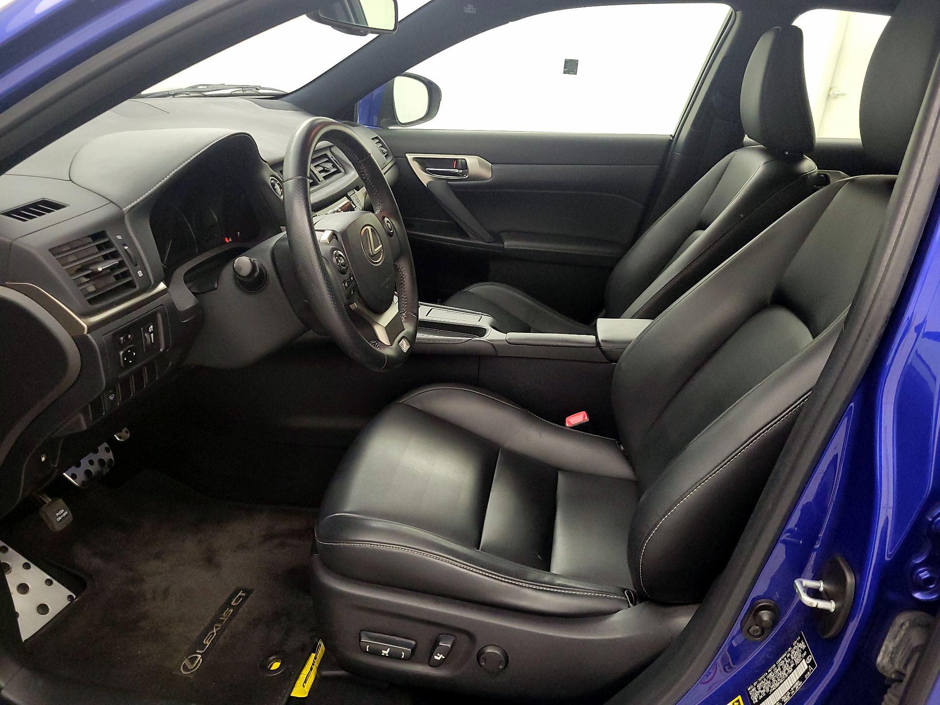 Thumbnail: 2014 Lexus CT - 11