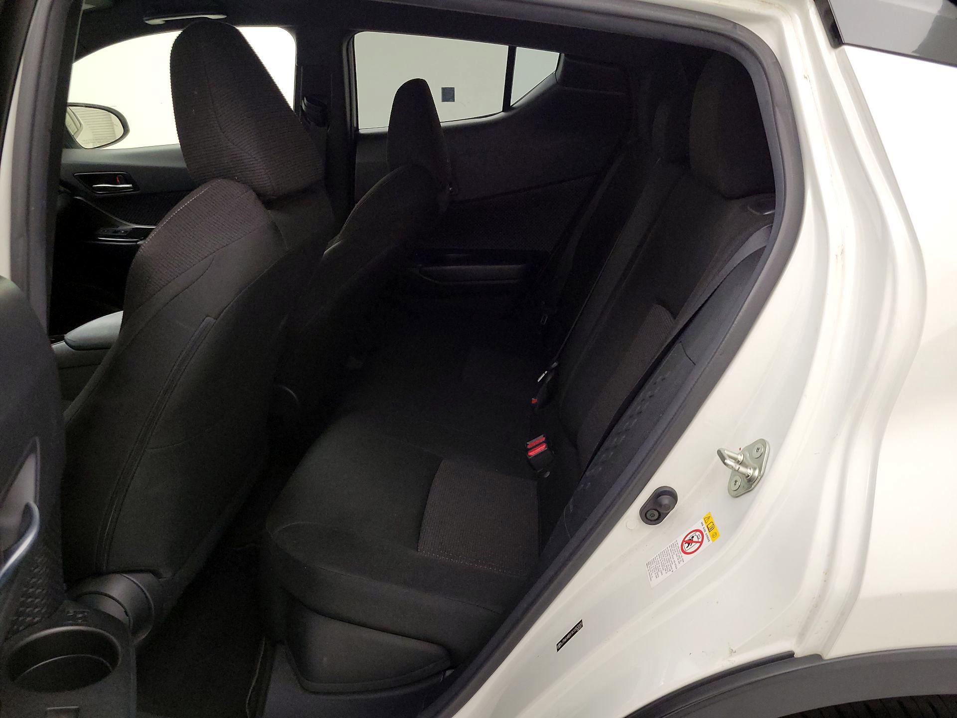 Thumbnail: 2019 Toyota C-HR - 19