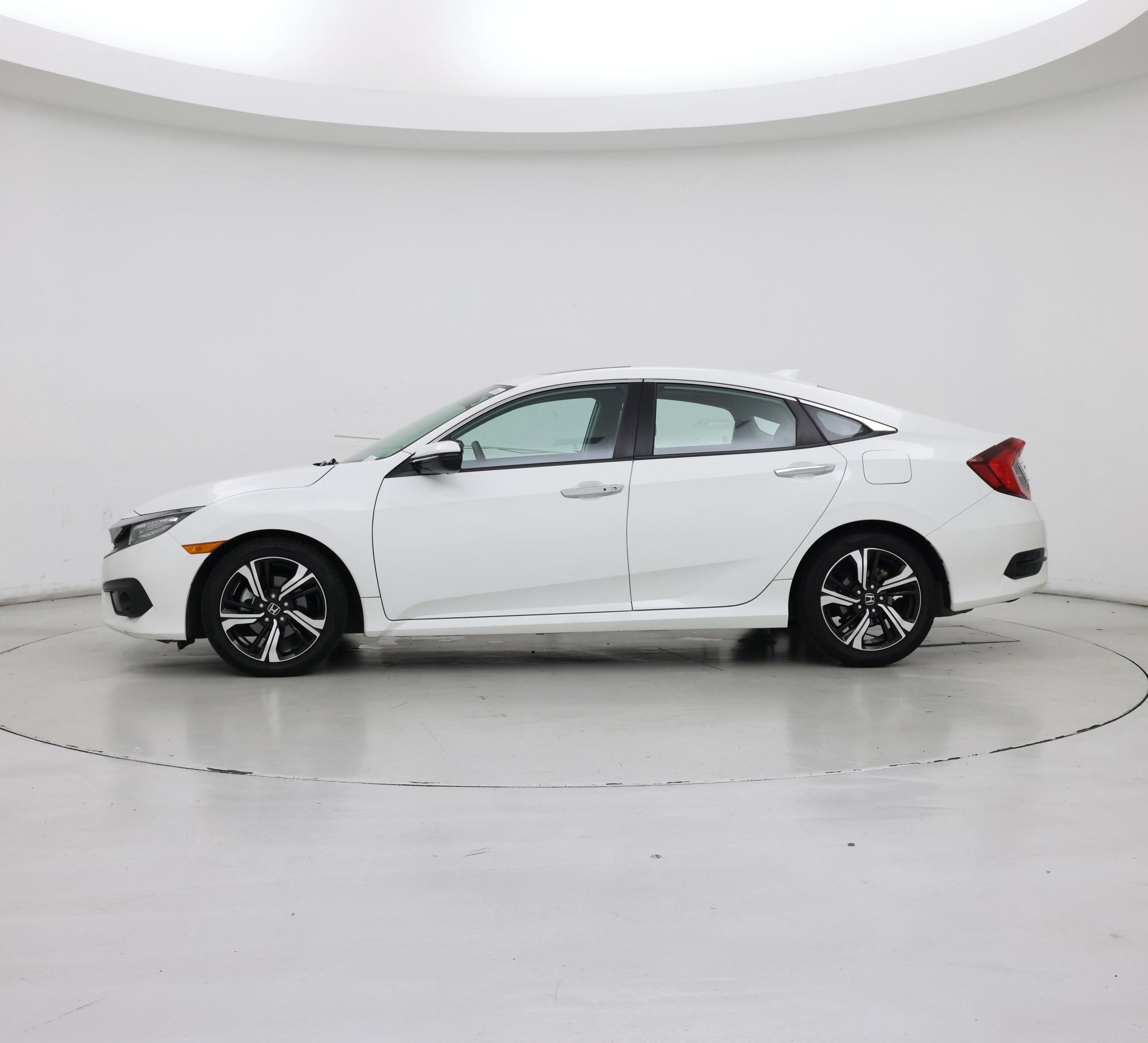 Thumbnail: 2016 Honda Civic - 3