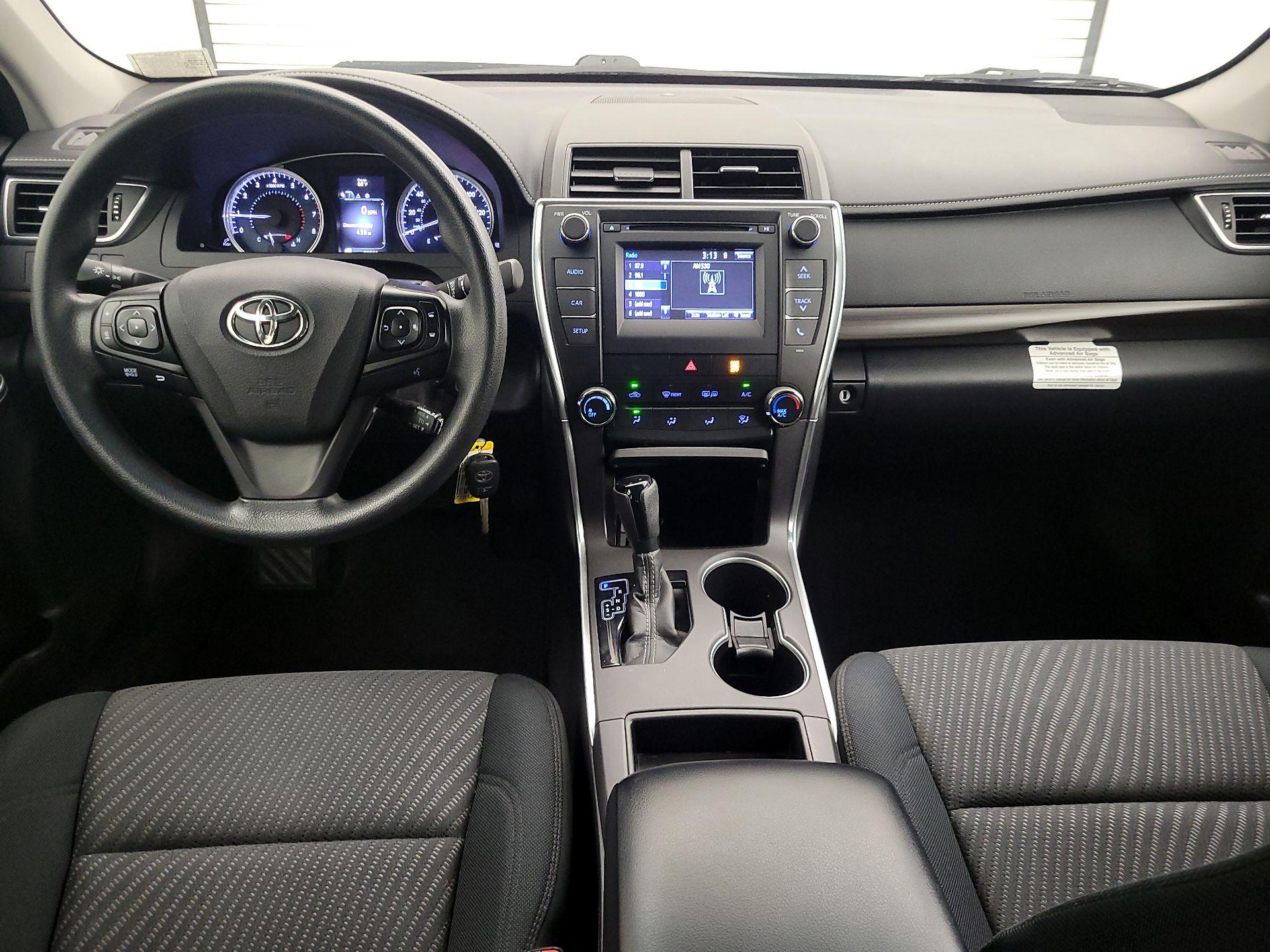 Thumbnail: 2016 Toyota Camry - 9