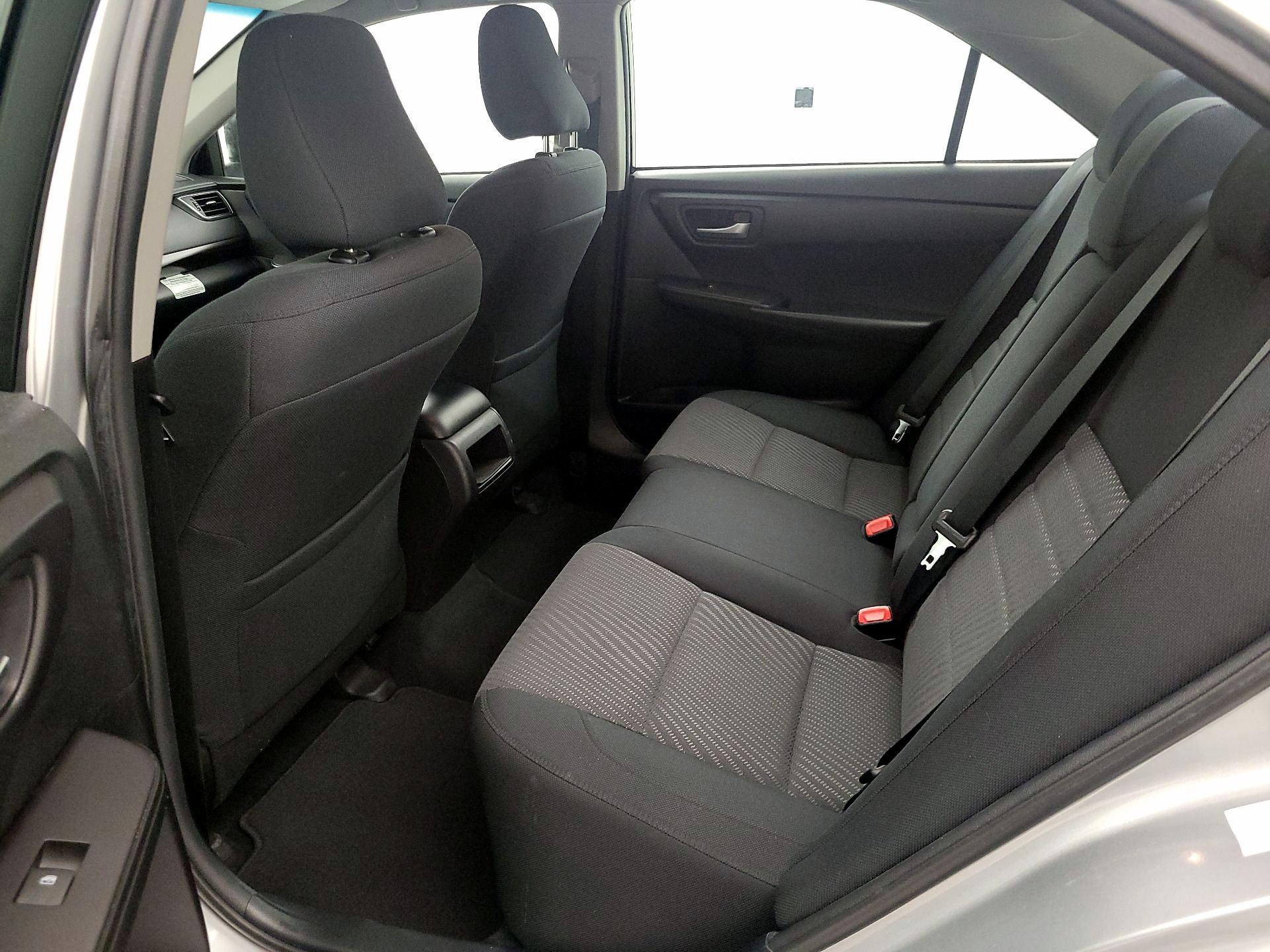 Thumbnail: 2016 Toyota Camry - 19