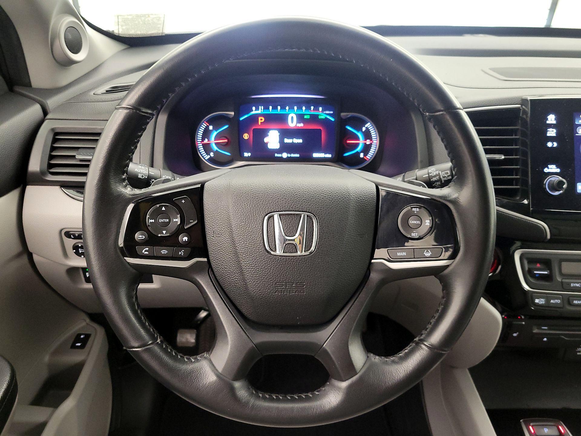 Thumbnail: 2019 Honda Pilot - 10