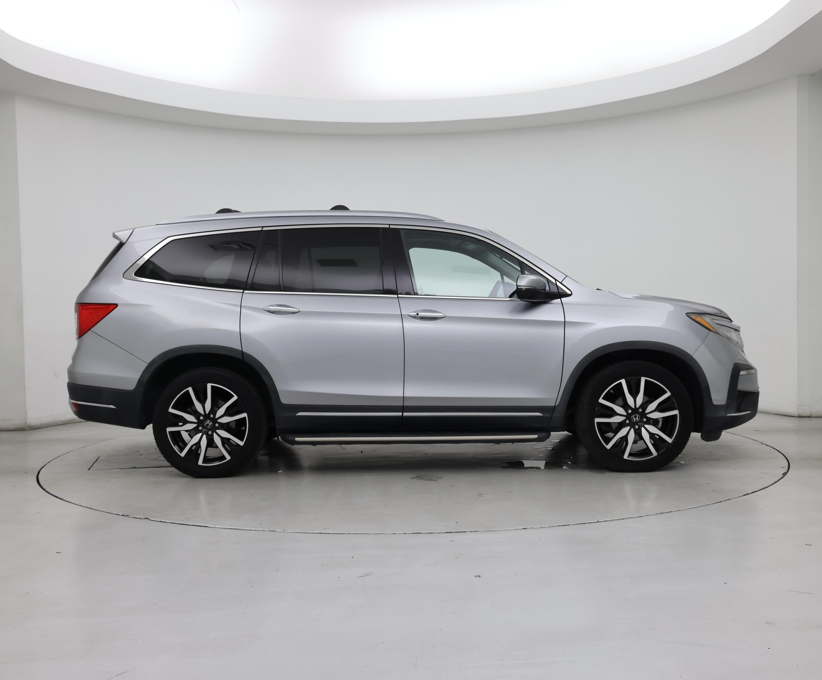 Thumbnail: 2019 Honda Pilot - 7