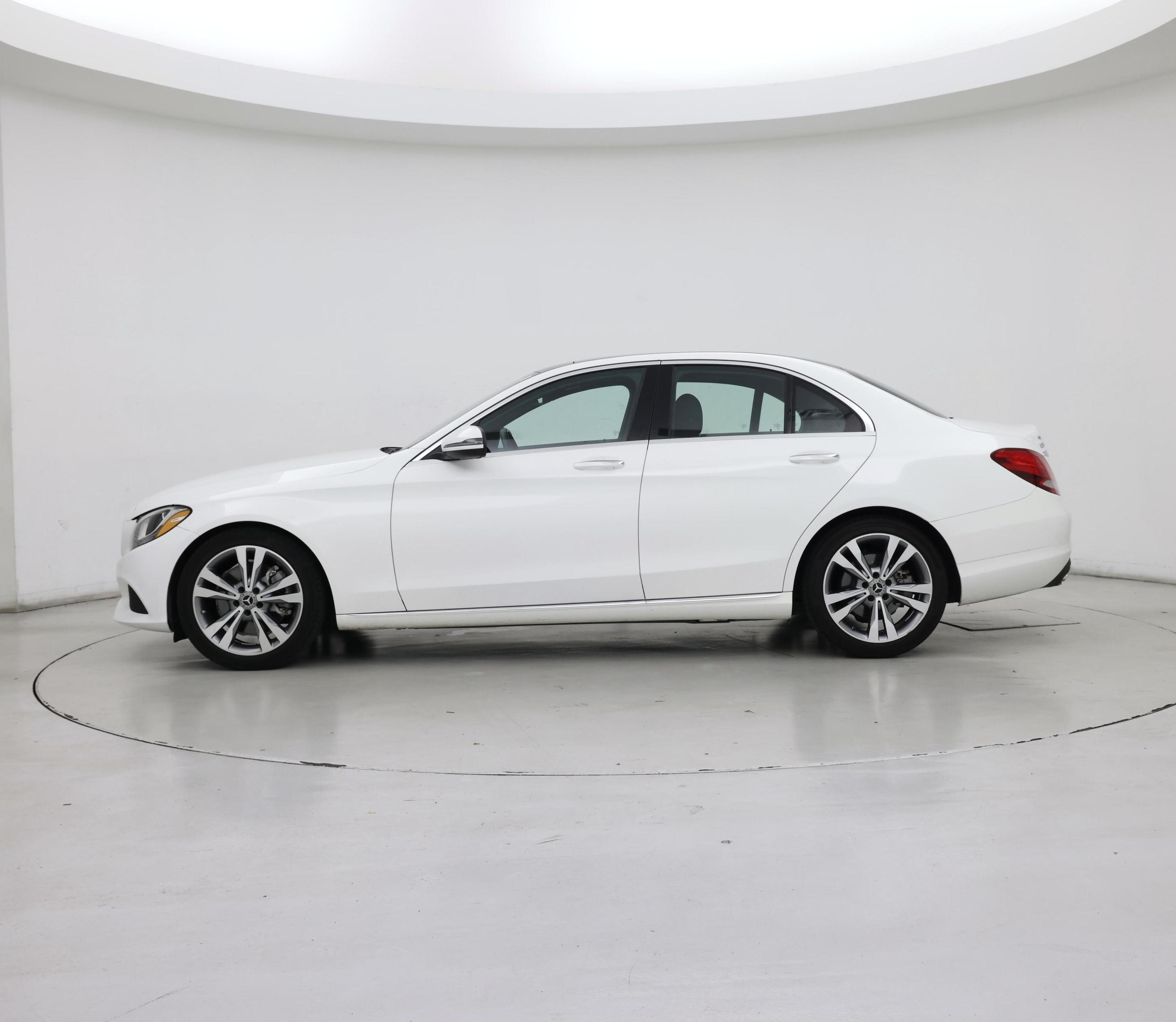 Thumbnail: 2018 Mercedes-Benz C-Class - 3