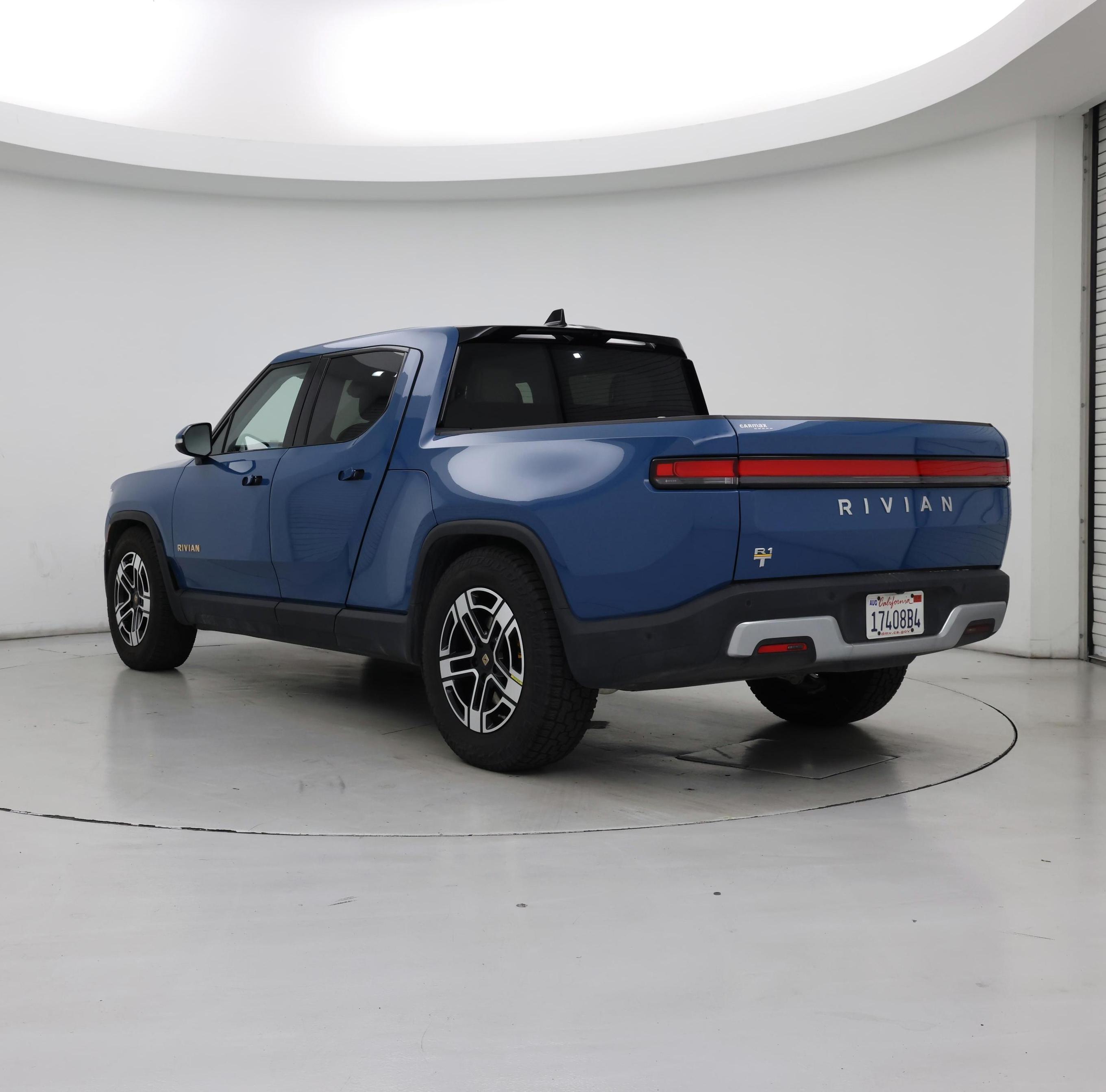 Thumbnail: 2022 Rivian R1T - 2