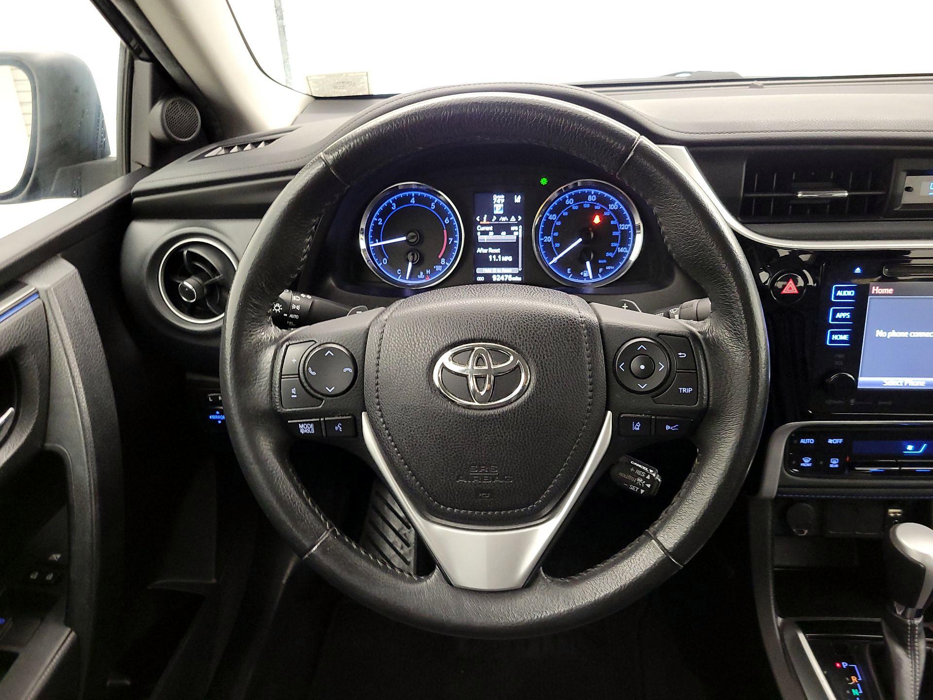Thumbnail: 2017 Toyota Corolla - 10