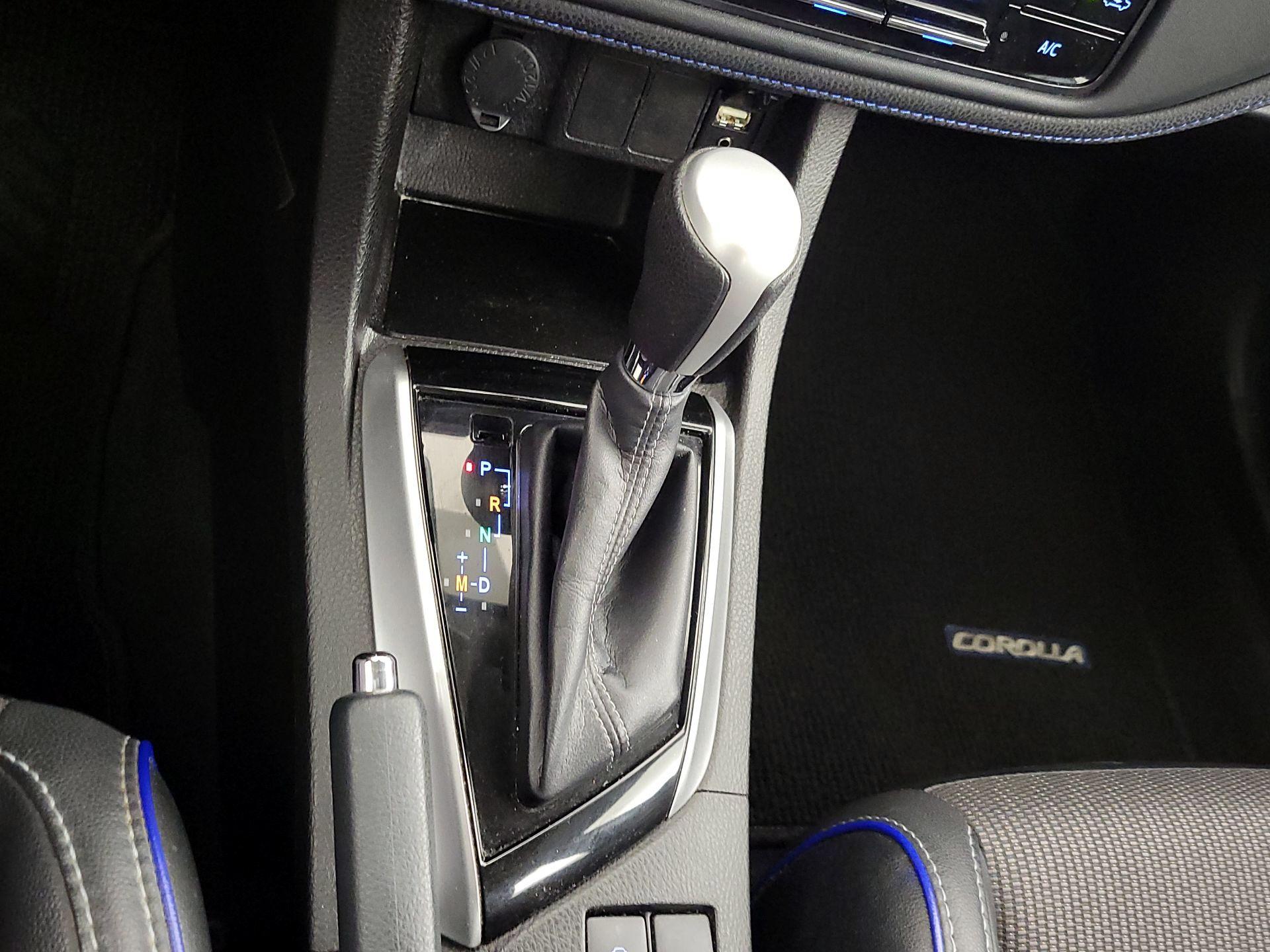 Thumbnail: 2017 Toyota Corolla - 17