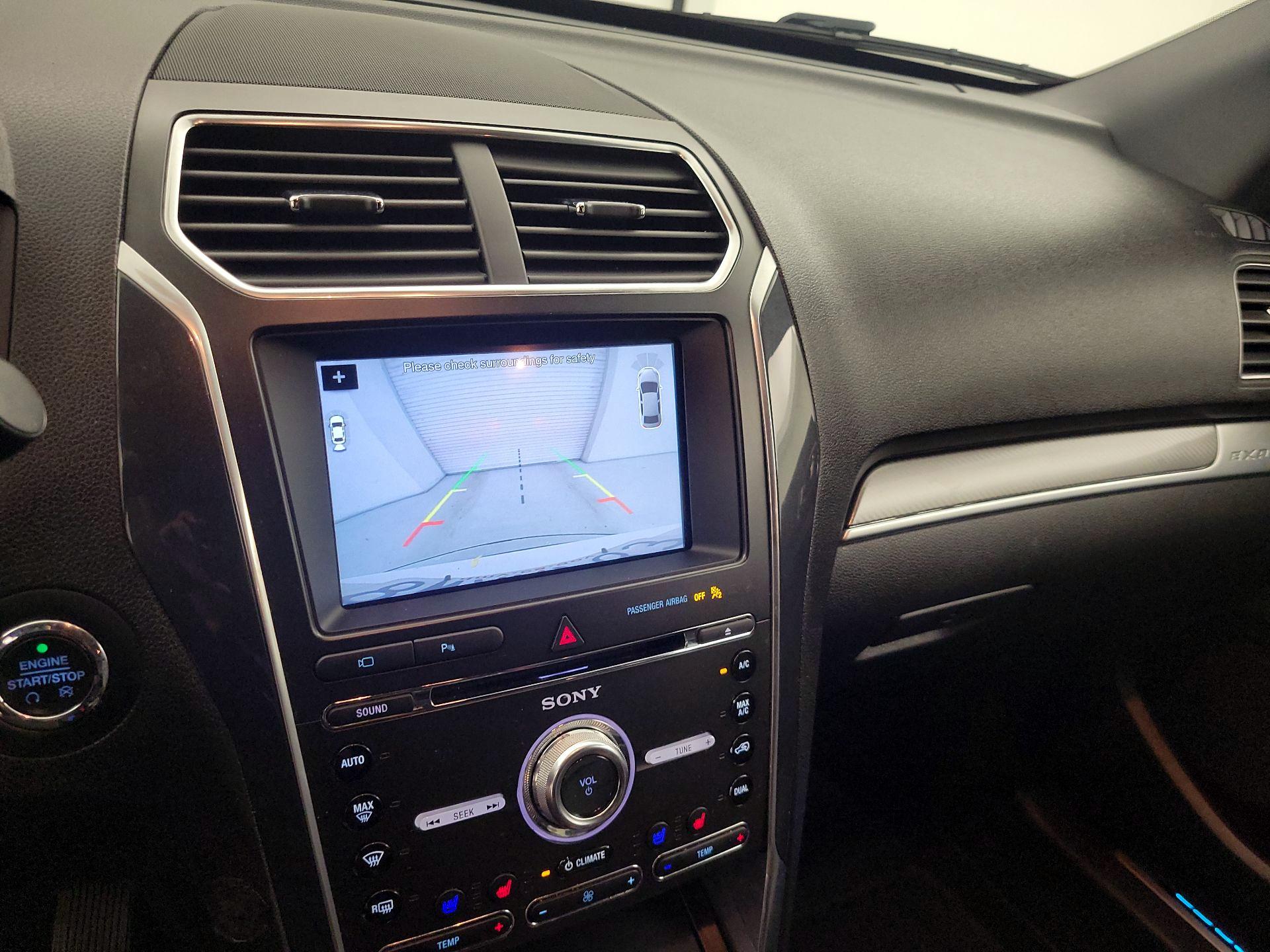 Thumbnail: 2017 Ford Explorer - 15