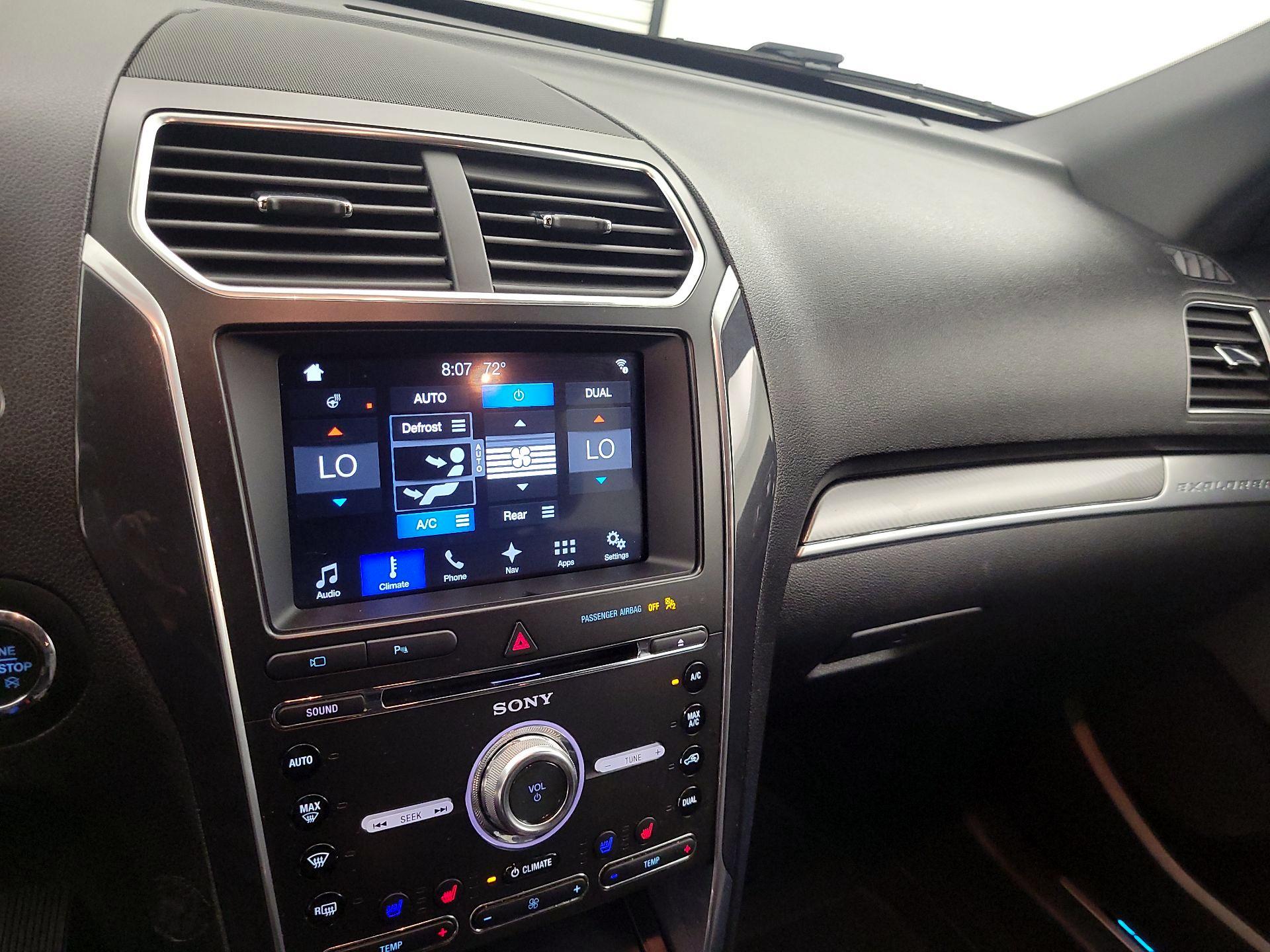 Thumbnail: 2017 Ford Explorer - 17