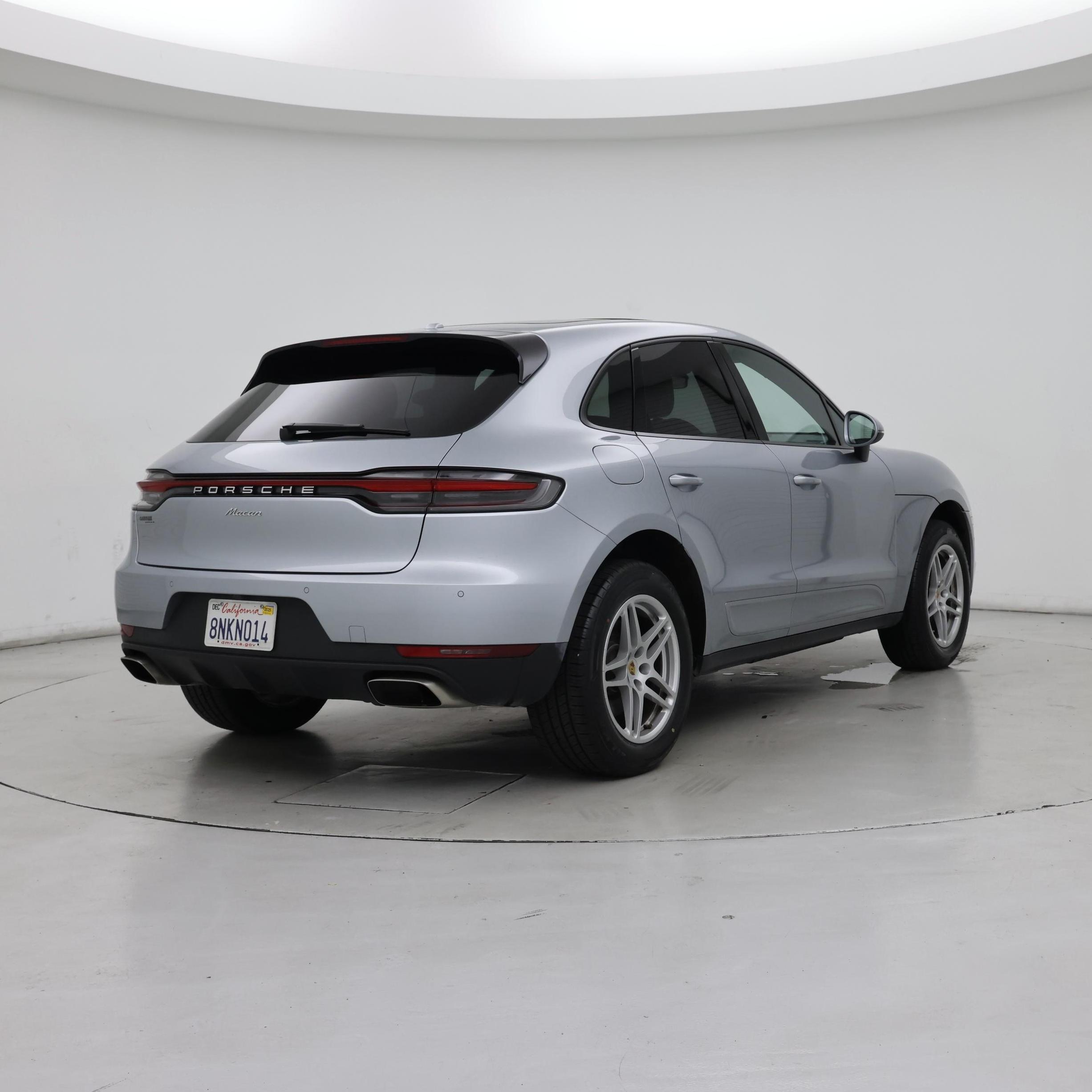 Thumbnail: 2020 Porsche Macan - 8