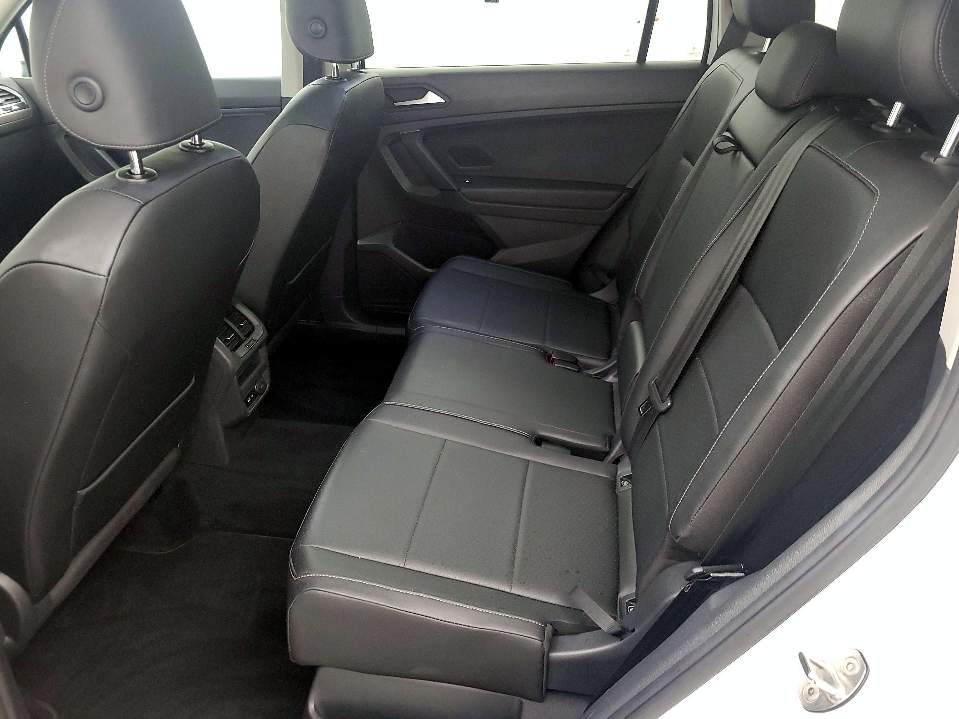 Thumbnail: 2019 Volkswagen Tiguan - 20