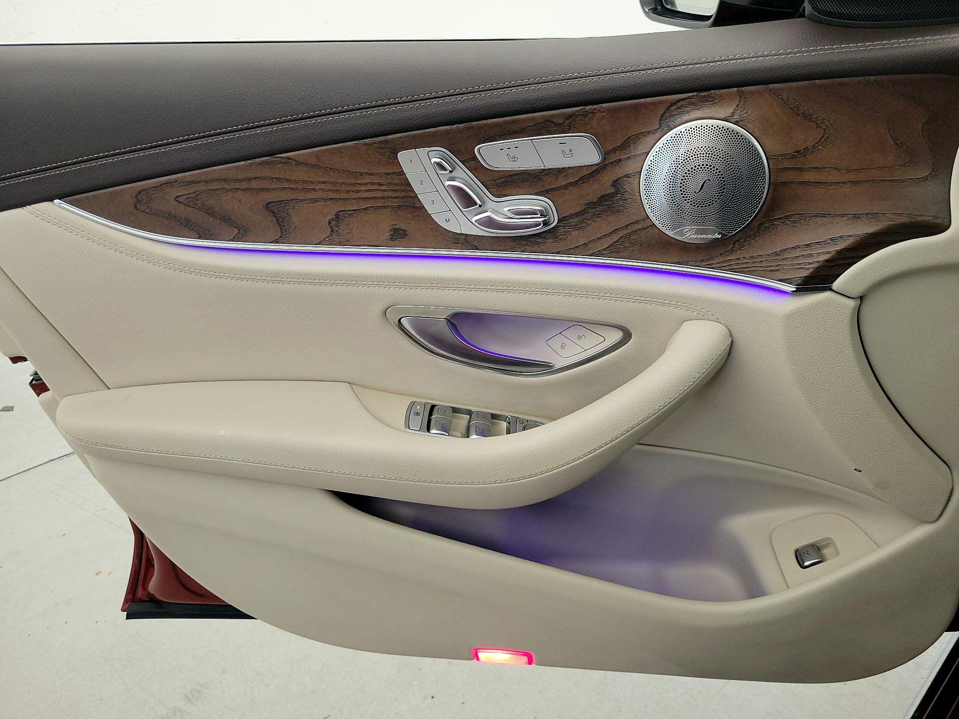 Thumbnail: 2017 Mercedes-Benz E-Class - 12