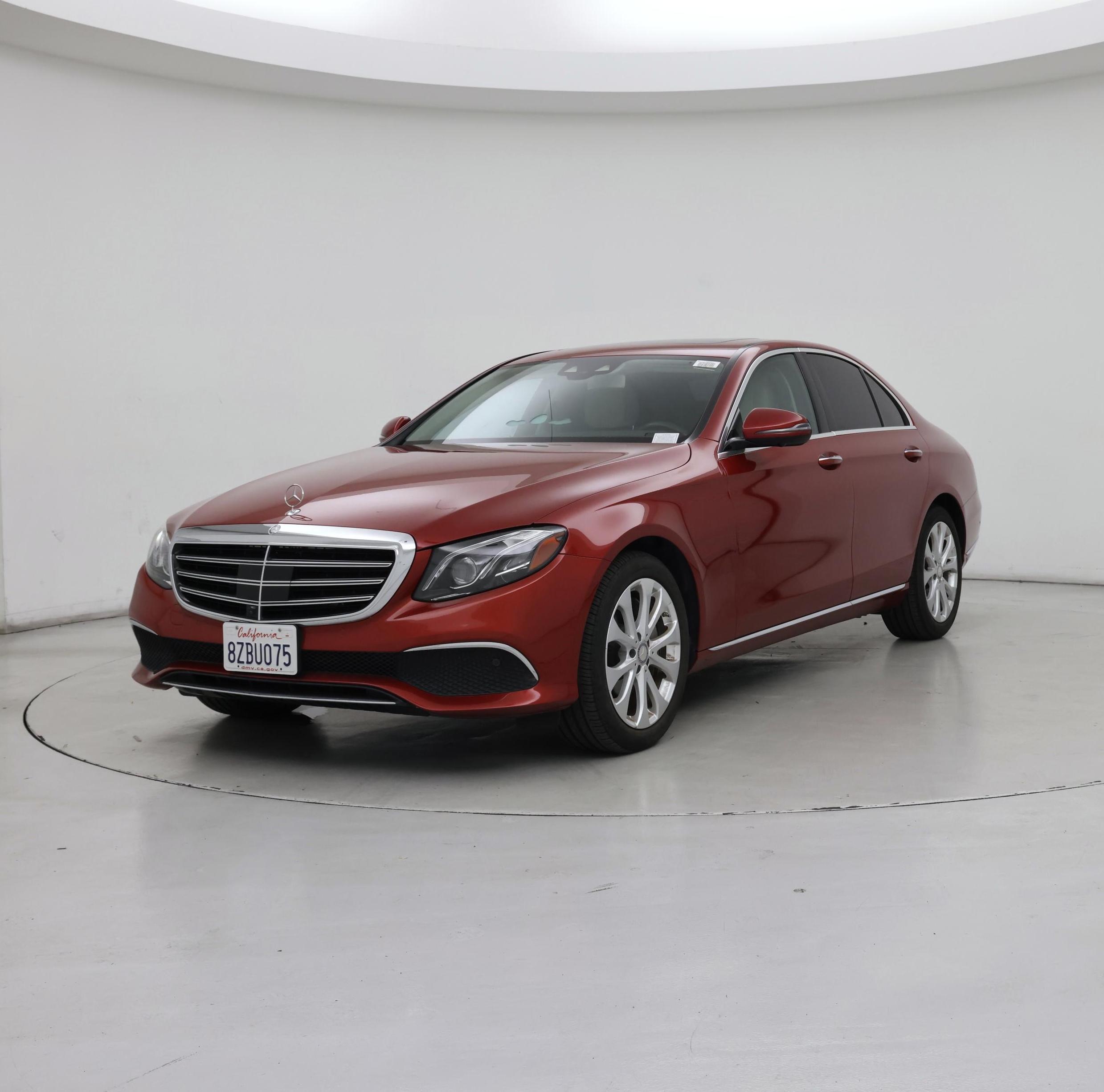 Thumbnail: 2017 Mercedes-Benz E-Class - 4