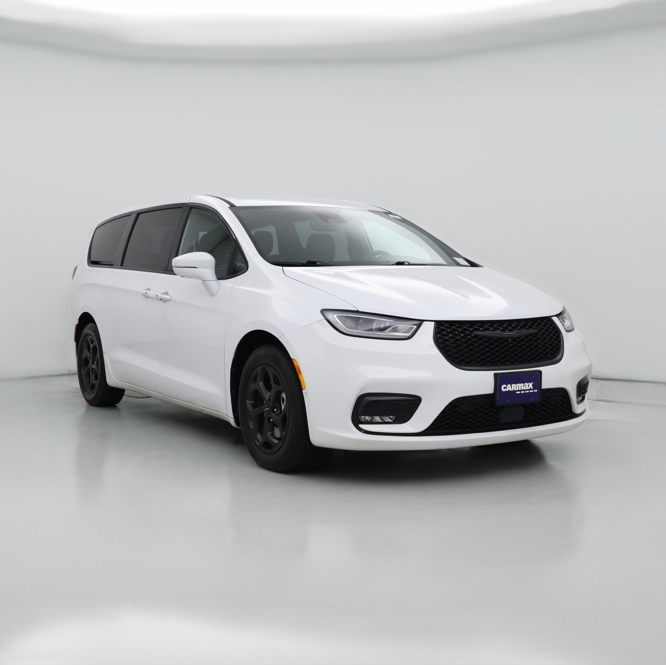 Thumbnail: 2022 Chrysler Pacifica - 1