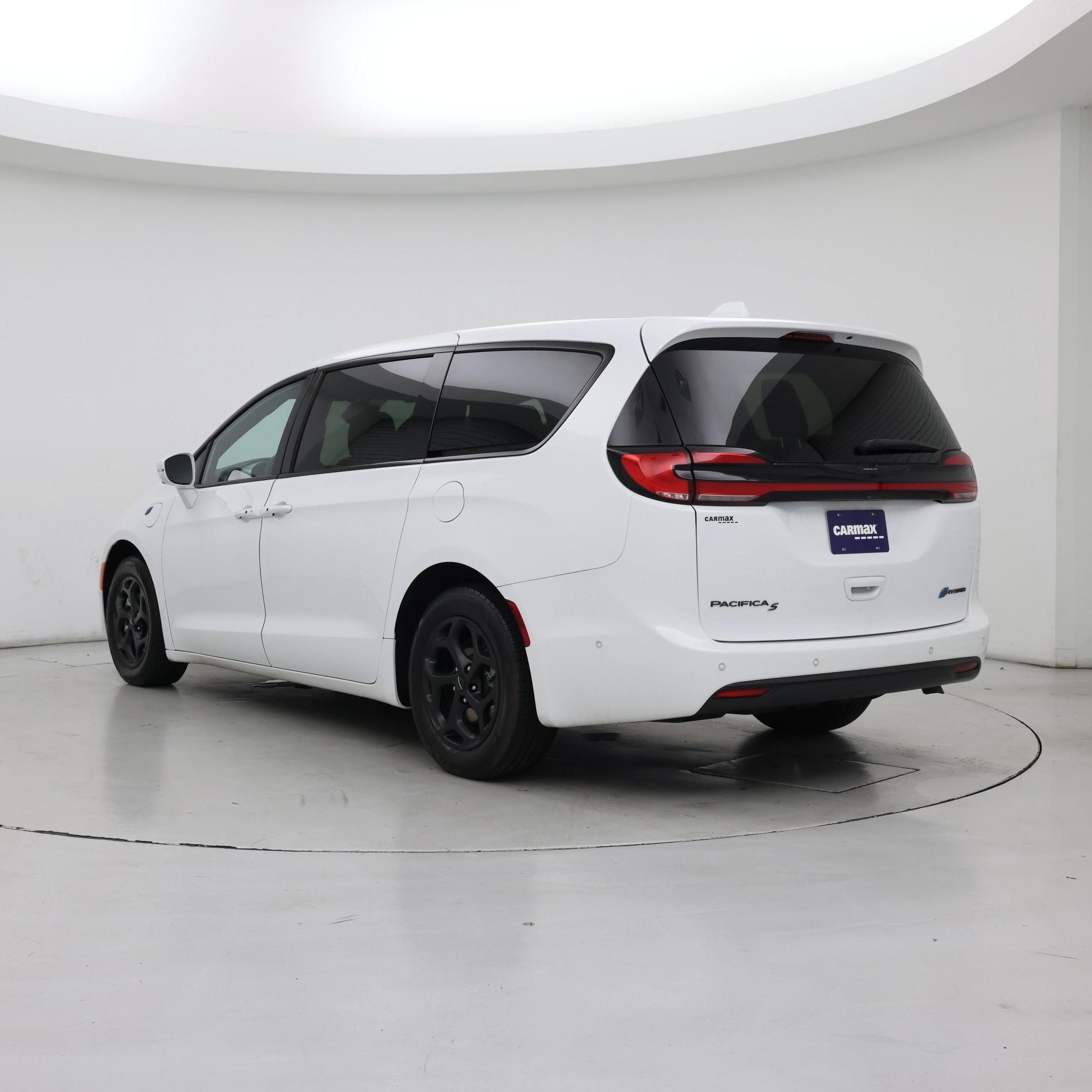 Thumbnail: 2022 Chrysler Pacifica - 2