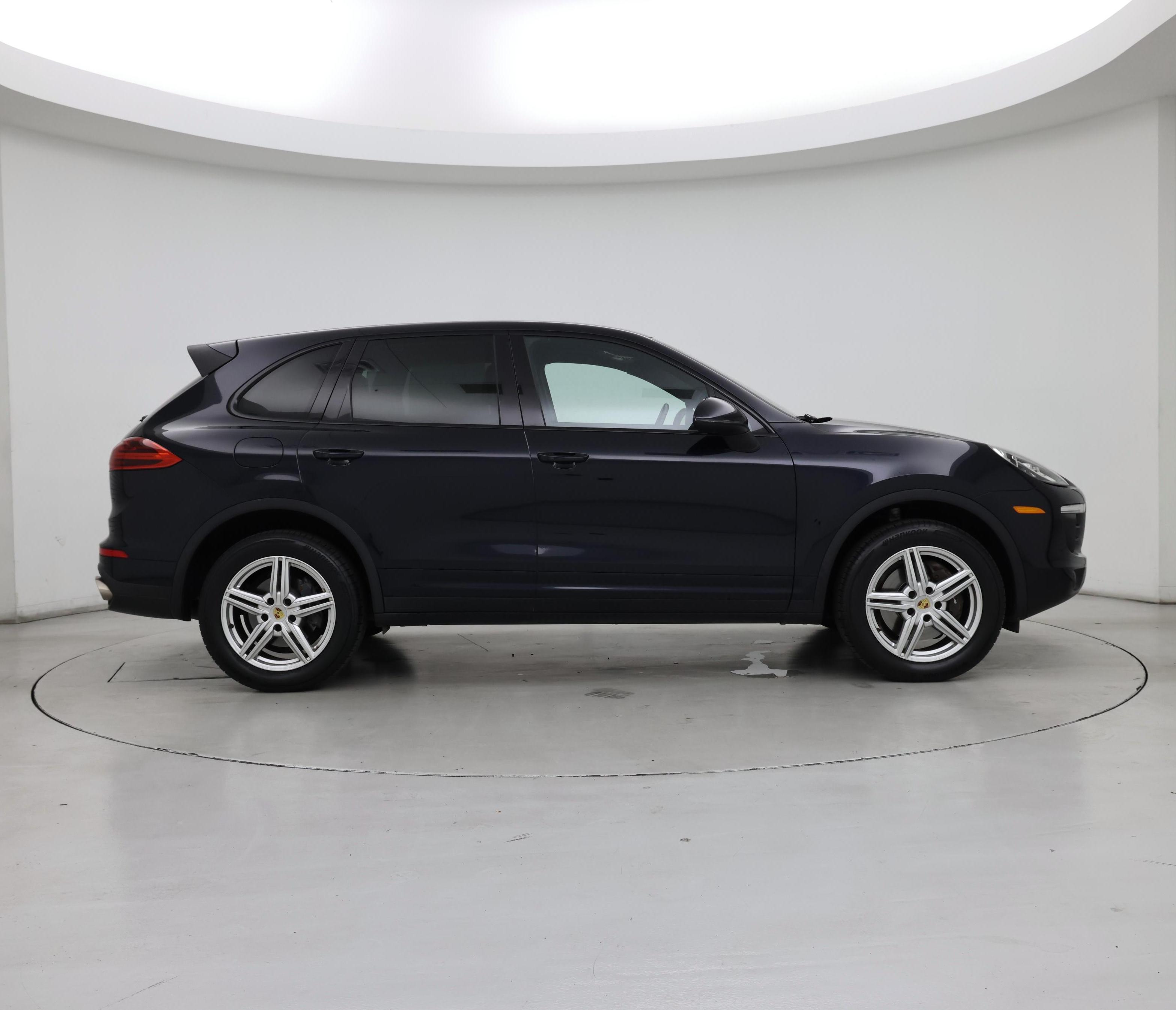 Thumbnail: 2016 Porsche Cayenne - 7