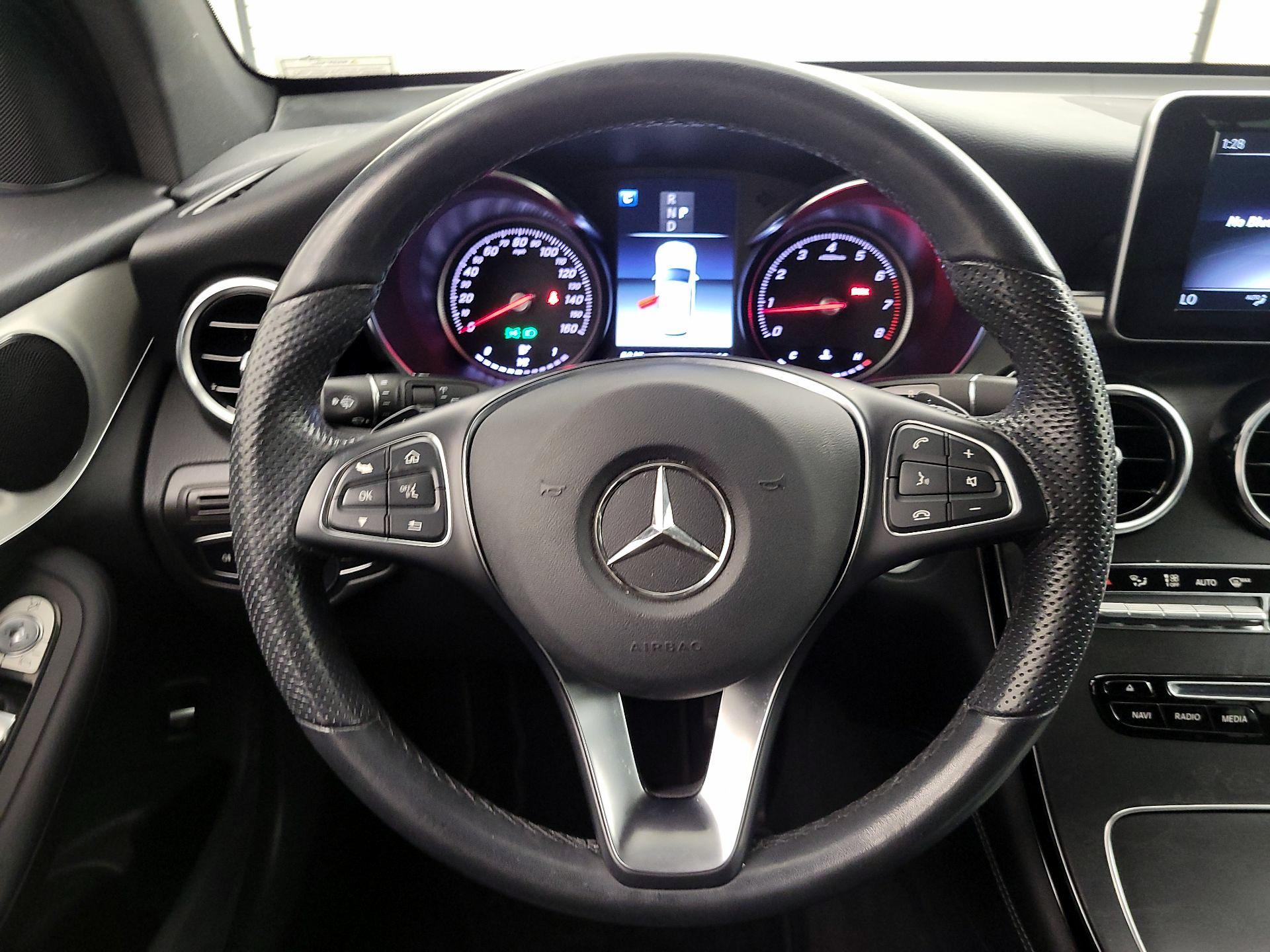 Thumbnail: 2019 Mercedes-Benz GLC - 10