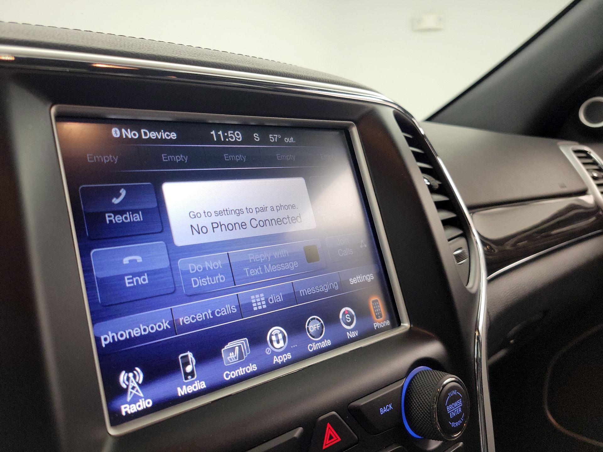 Thumbnail: 2015 Jeep Grand Cherokee - 16