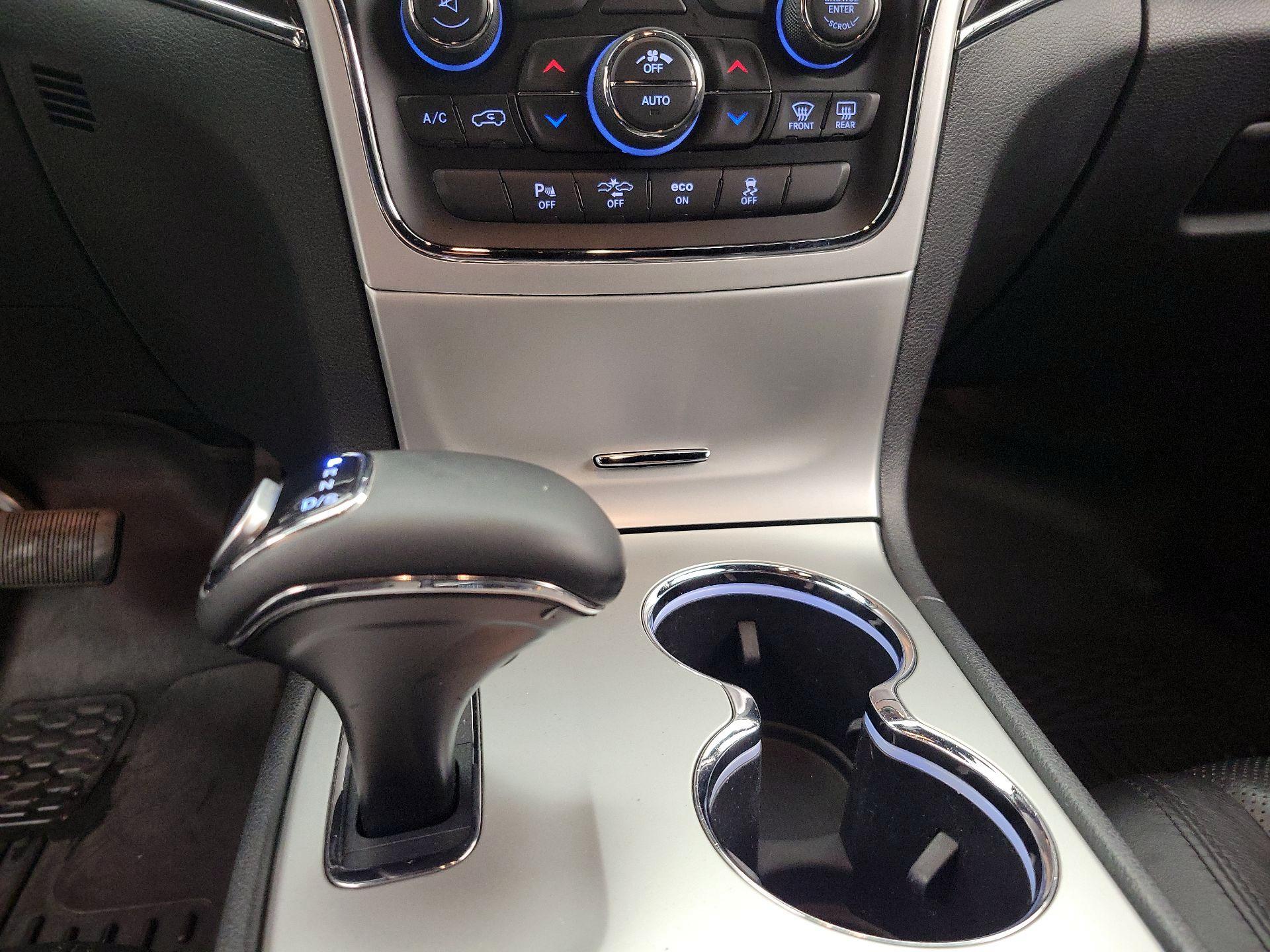 Thumbnail: 2015 Jeep Grand Cherokee - 18