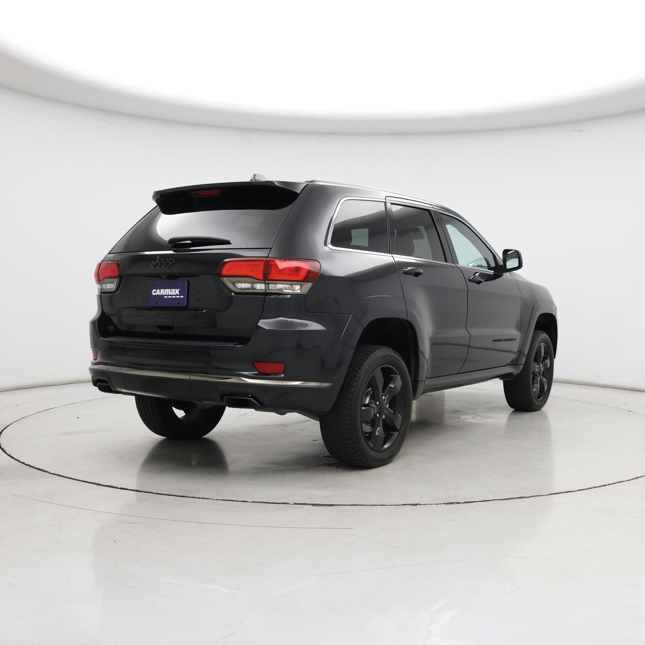 Thumbnail: 2015 Jeep Grand Cherokee - 8