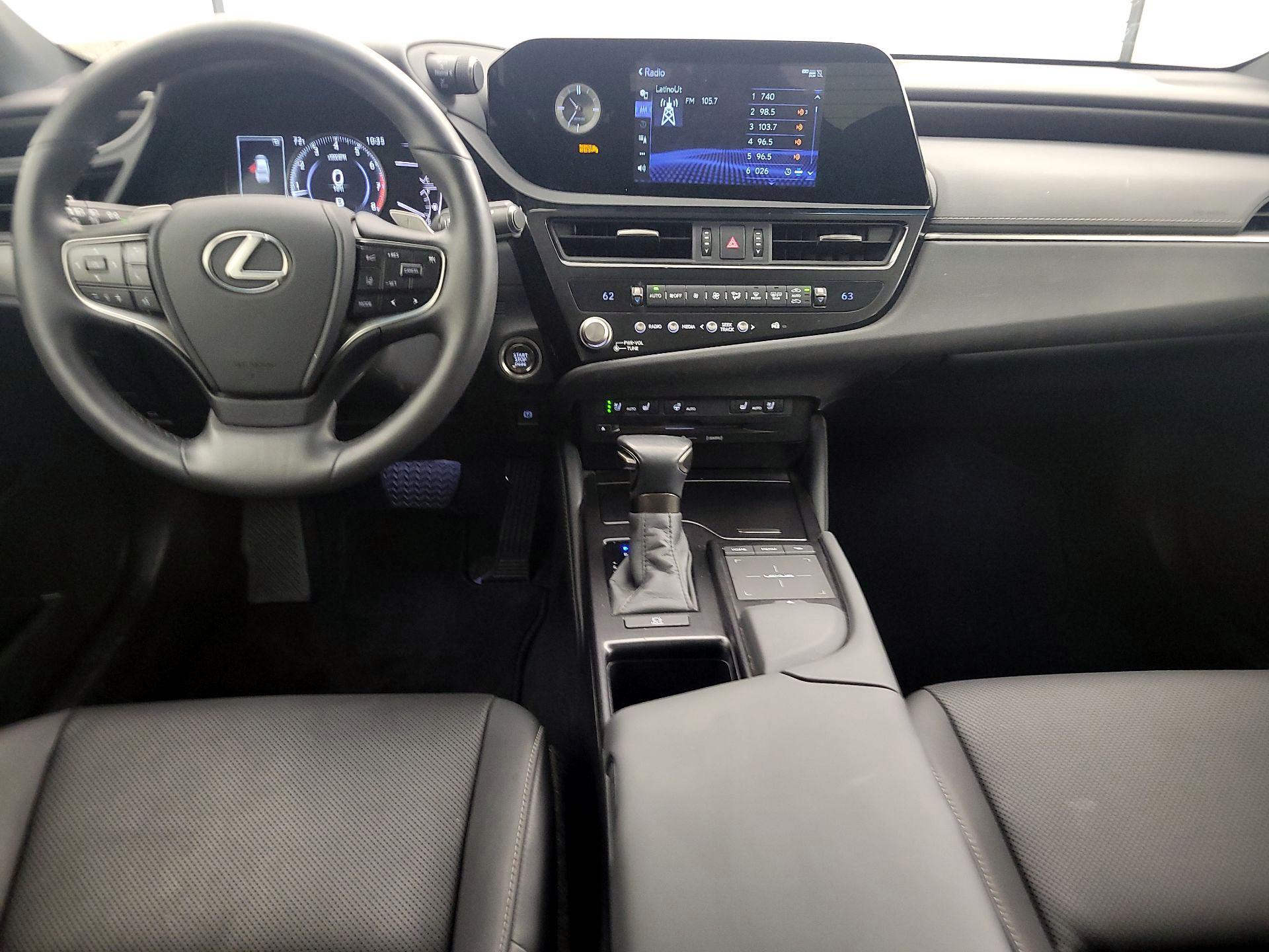 Thumbnail: 2022 Lexus ES - 9